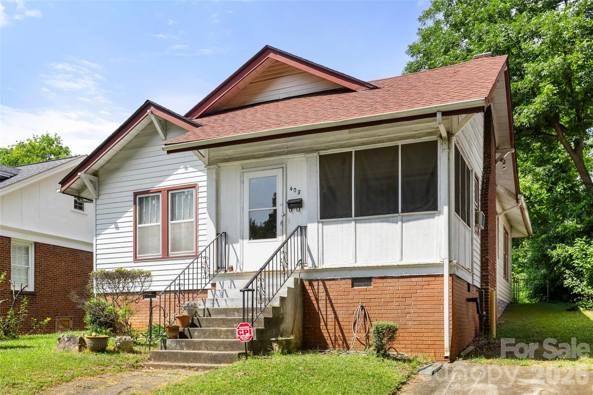 408 W Kingston Avenue