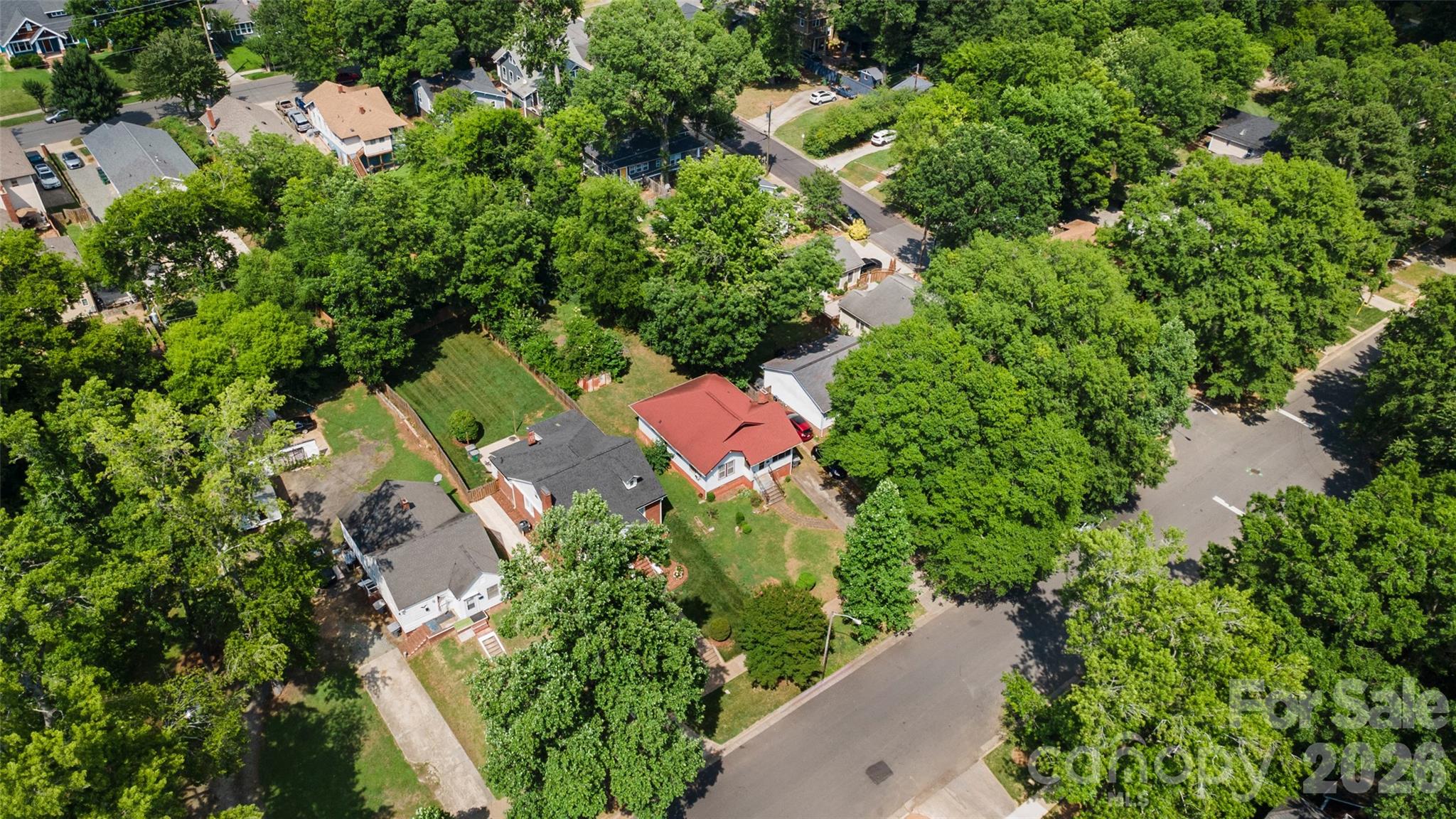 408 W Kingston Avenue
