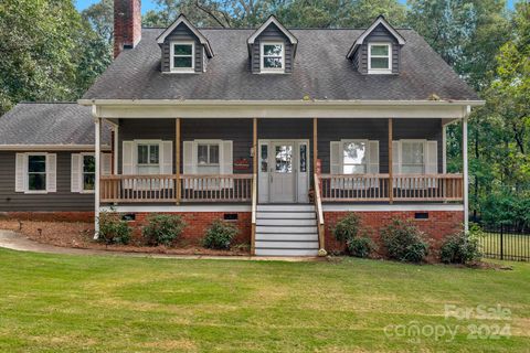 A home in Waxhaw