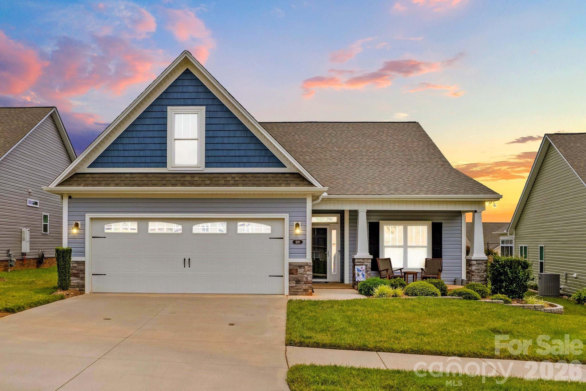 828 Wisteria Way