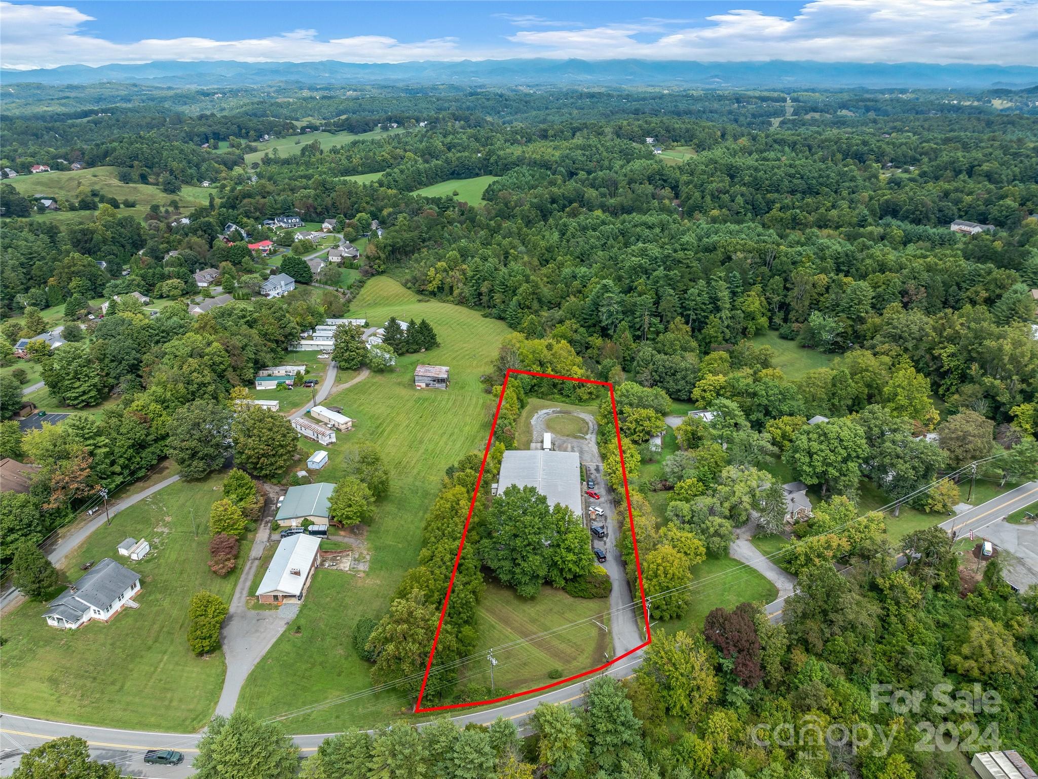 81 Monticello Road
