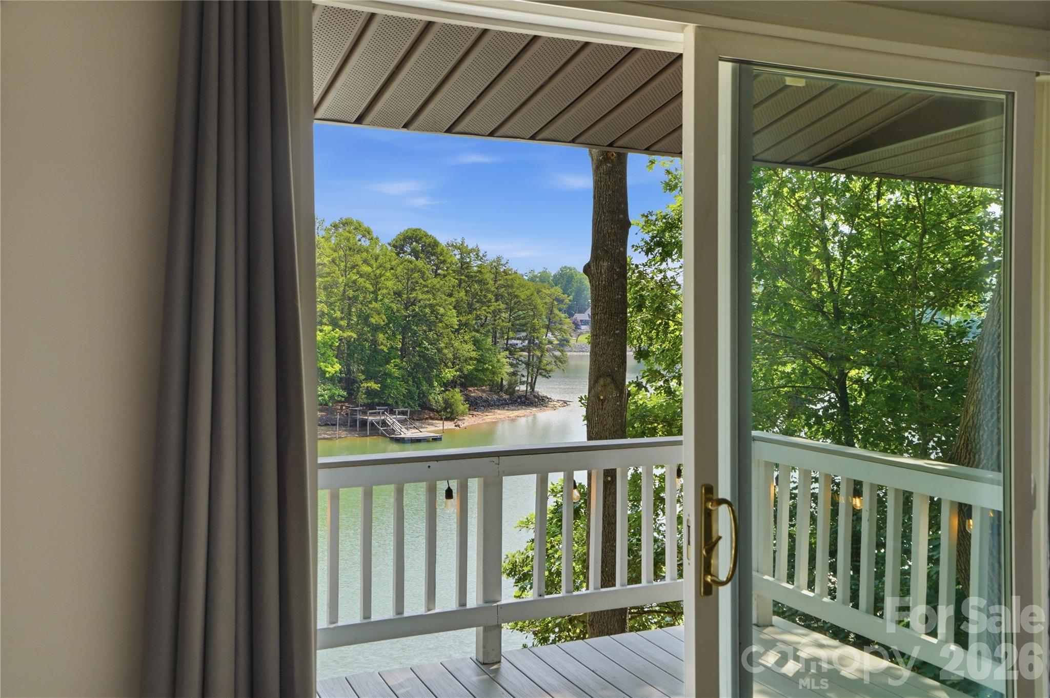 Tega Cay - Residential