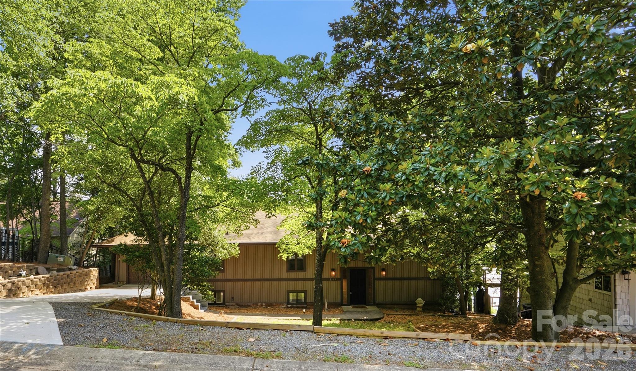 Tega Cay - Residential