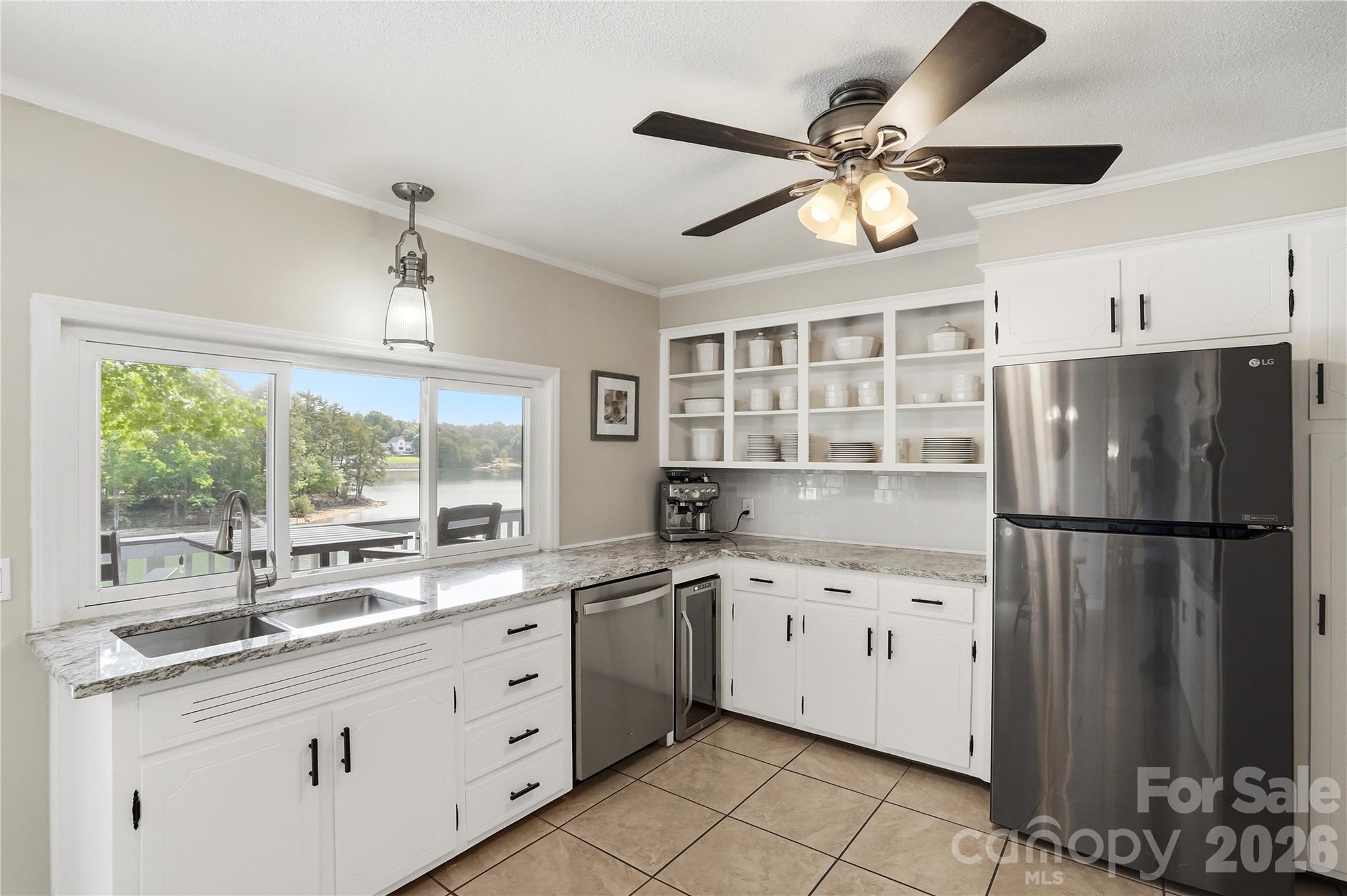 Tega Cay - Residential