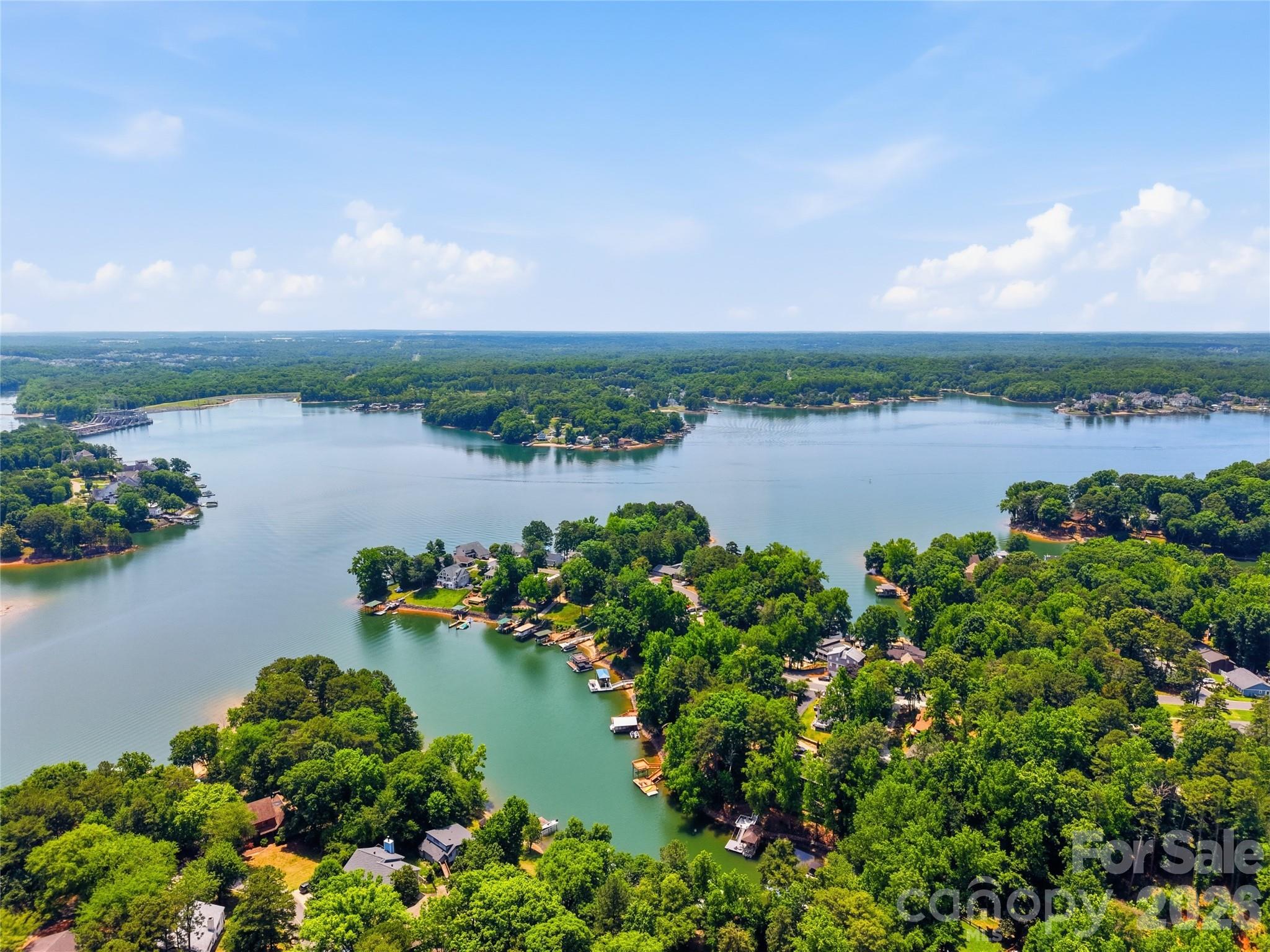 Tega Cay - Residential
