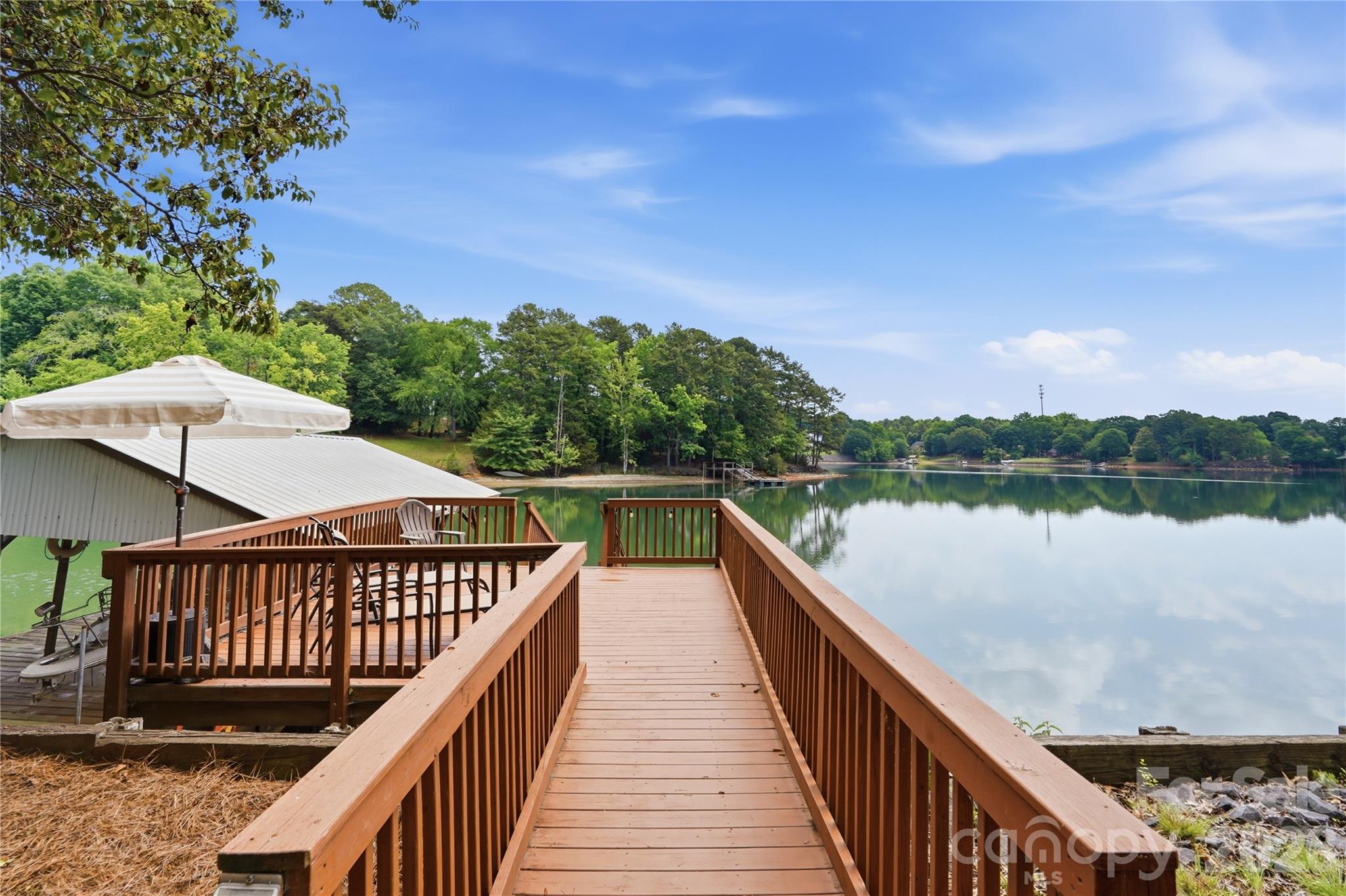 Tega Cay - Residential