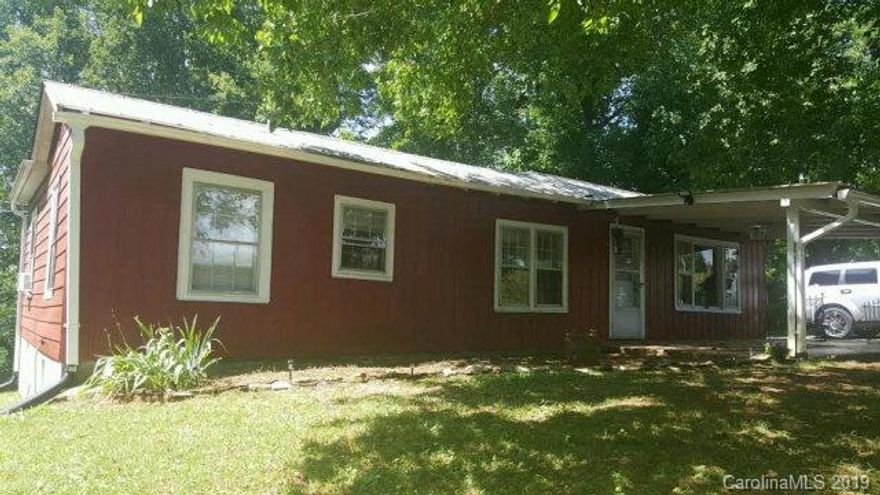 Must See!!! This 2 bedroom 1 bath private home sits on a 1.2 acre lot. Located right outside the city limits on a paved road. Recently updated with fresh paint, new bath, recessed lighting, new well pump, new water heater, new flooring, new electrical throughout the home and also a fenced in yard. Home also includes Black Stainless Refrigerator & Range/Oven. (Washer/Dryer negotiable) Crawlspace/basement for storage! Home also carries a transferable termite bond with Right Way Pest Control.