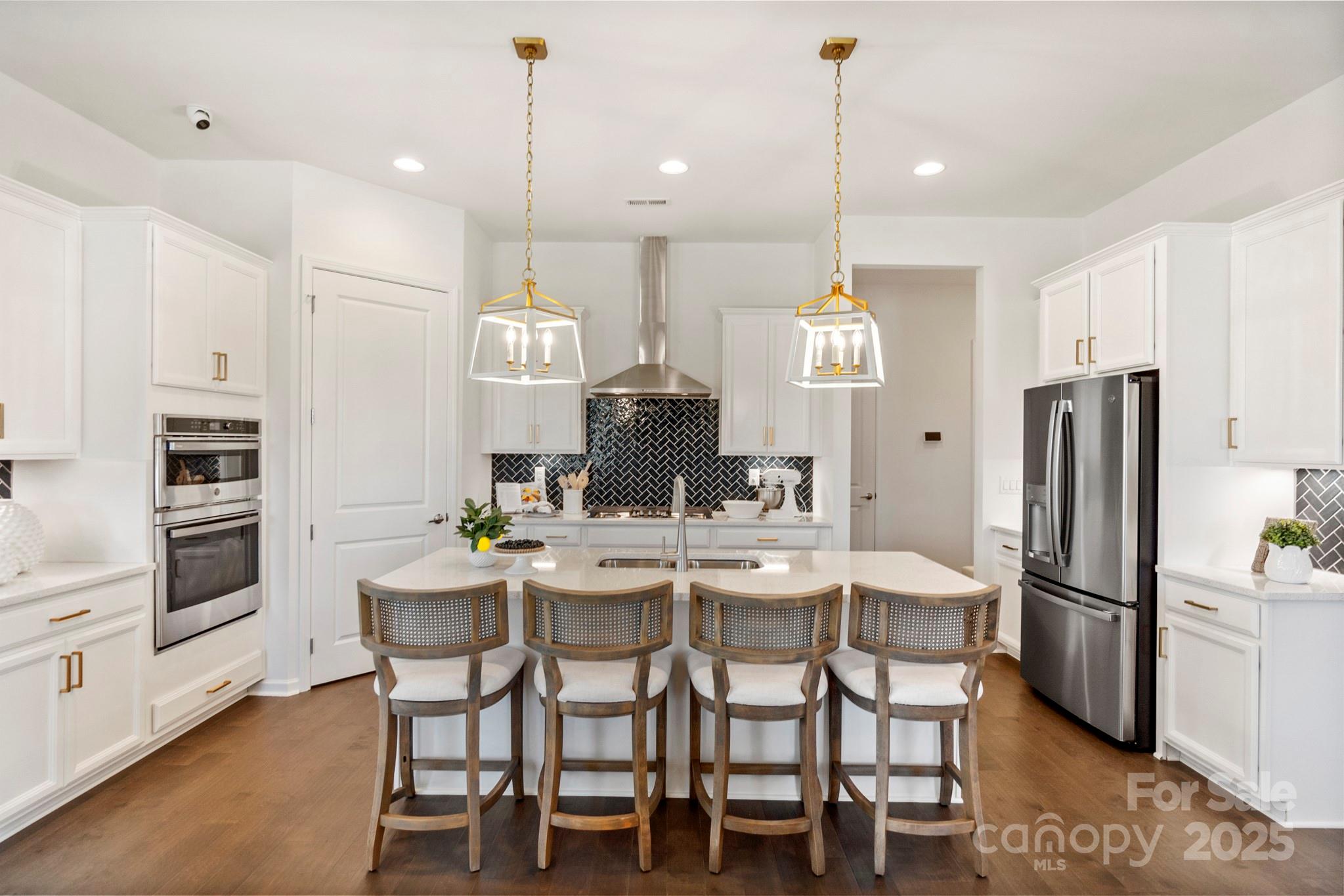 River Falls - Residential