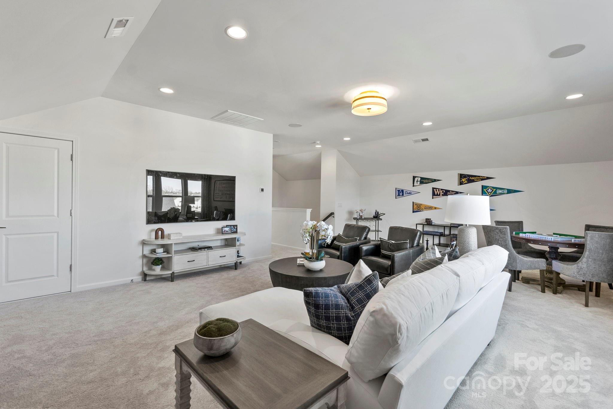 River Falls - Residential