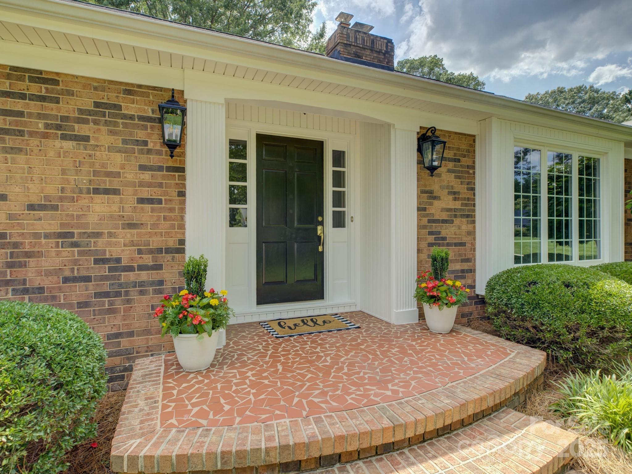 6116 Springhouse Lane