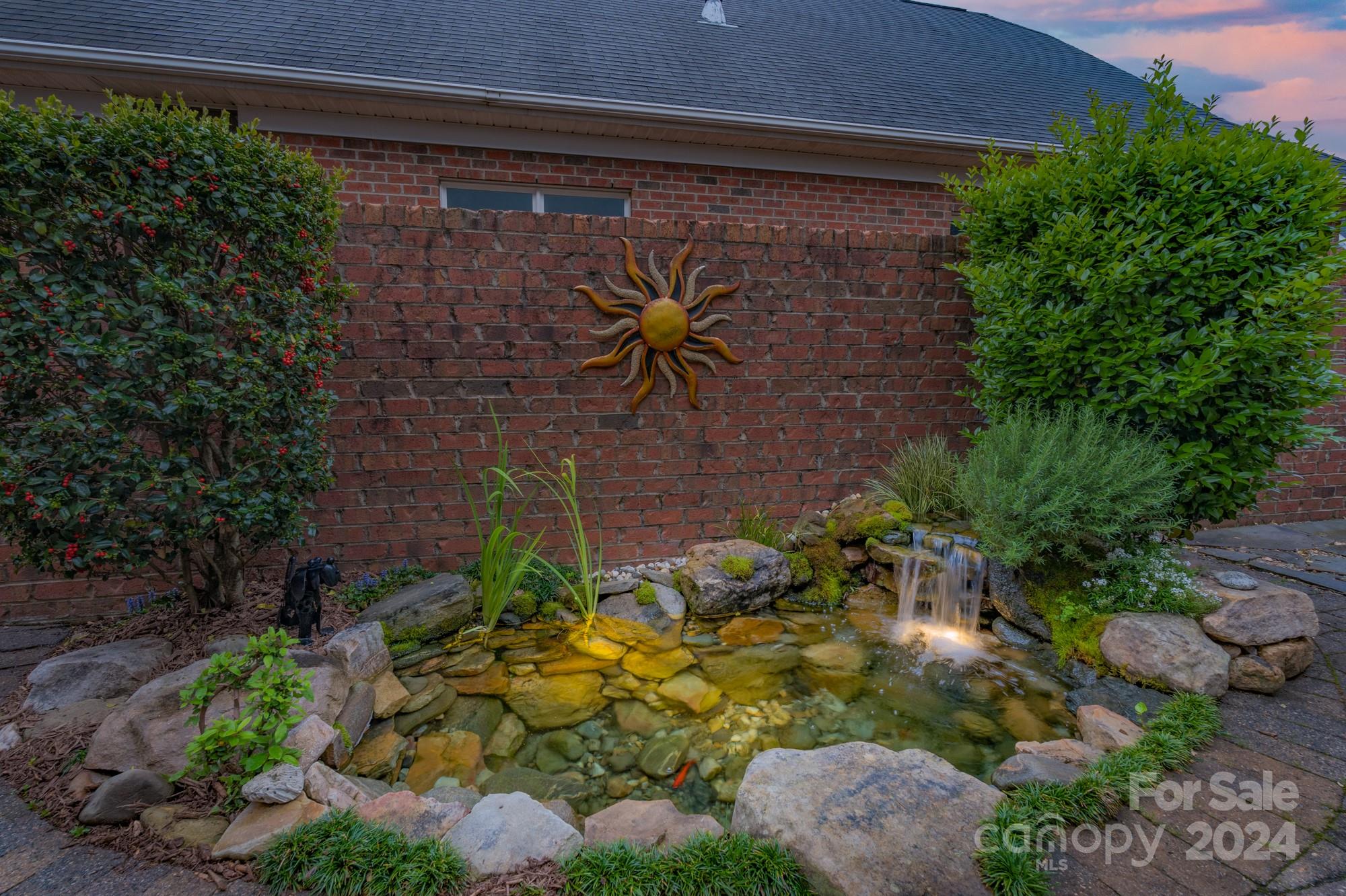 Laurel Creek - Residential