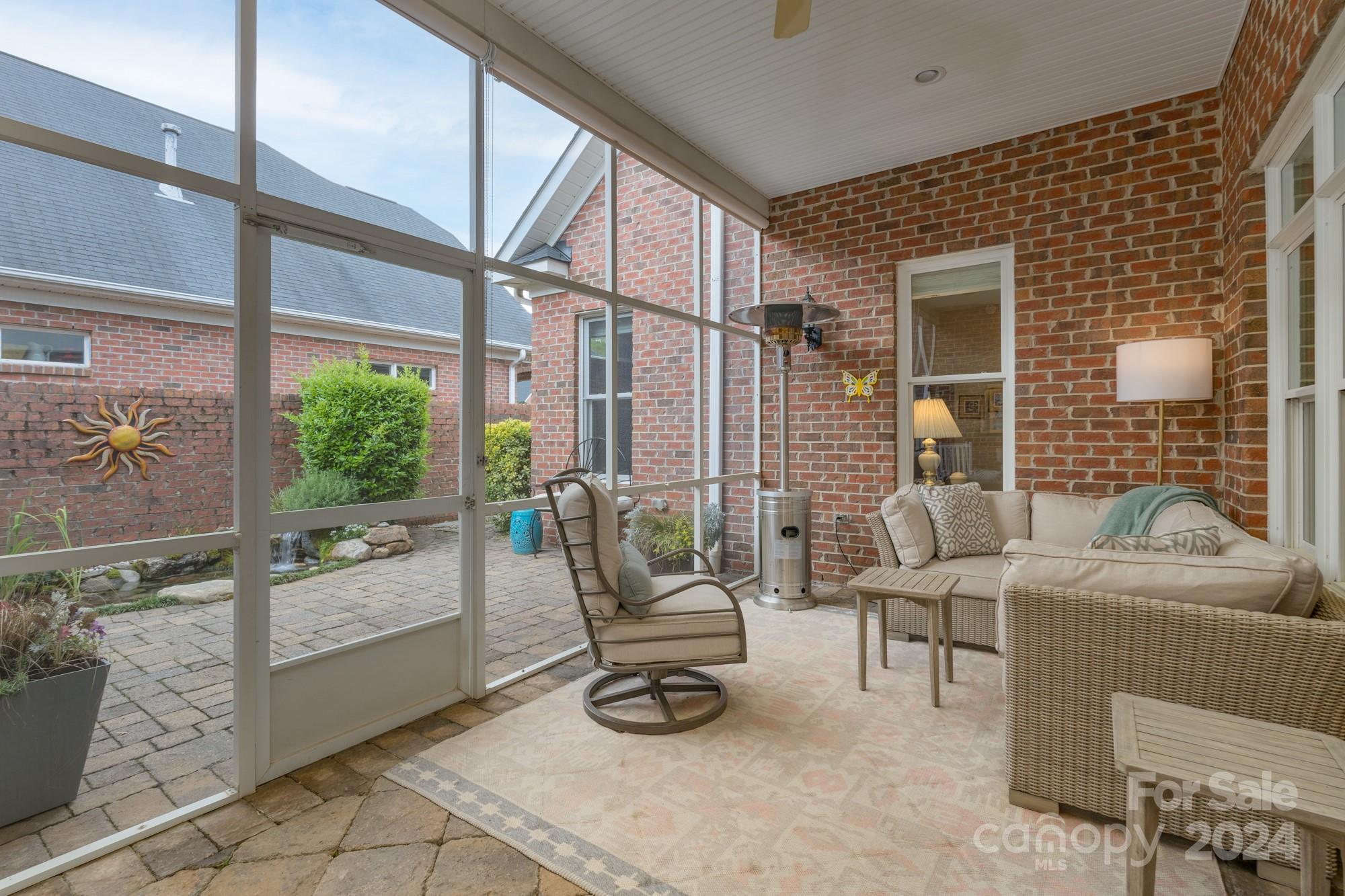 Laurel Creek - Residential