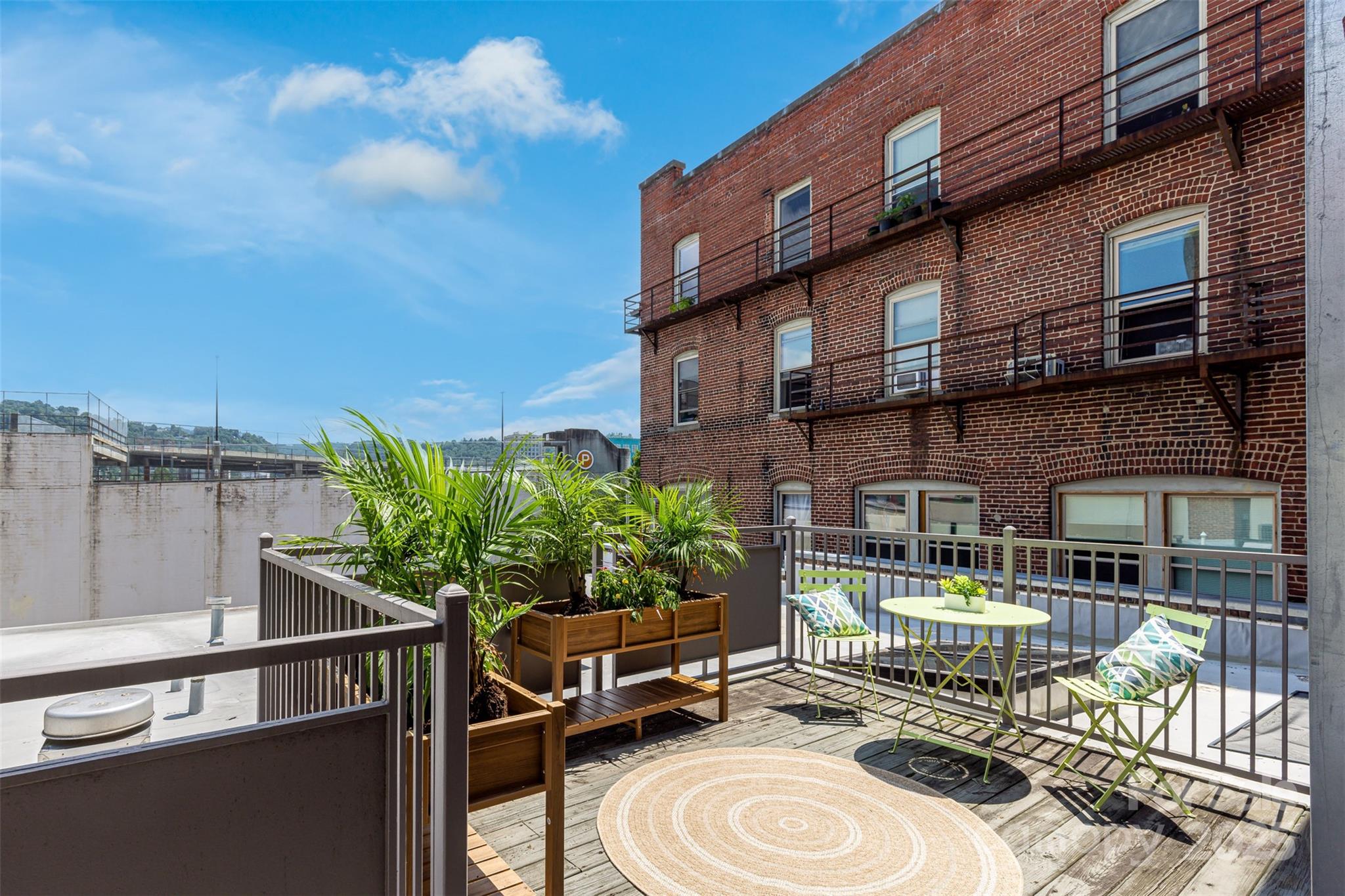 Downtown District - Residential