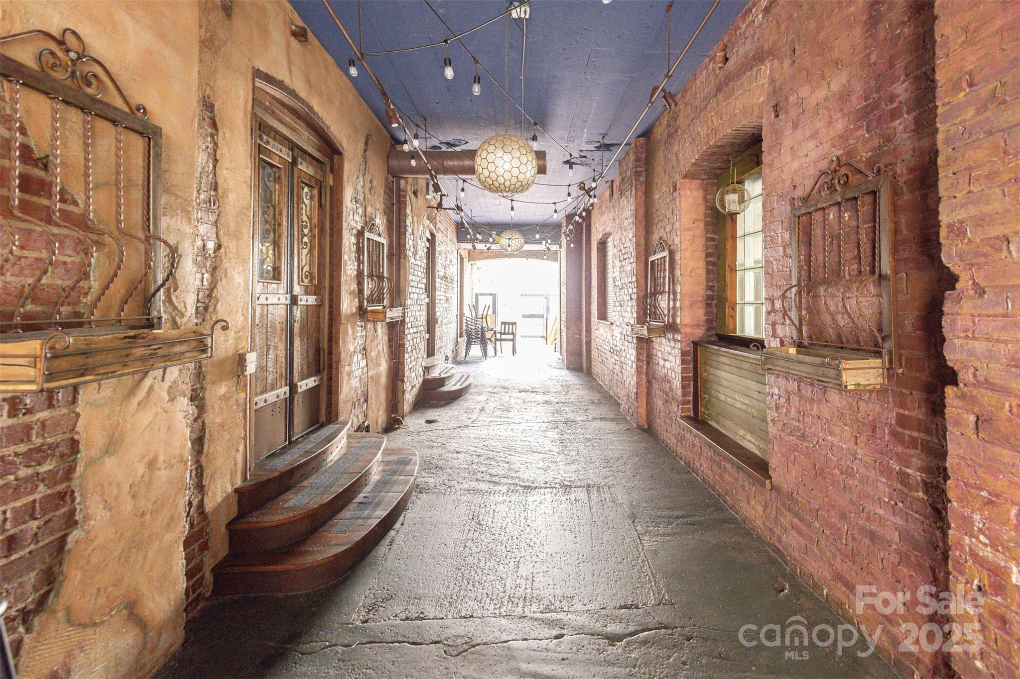 Downtown District - Residential