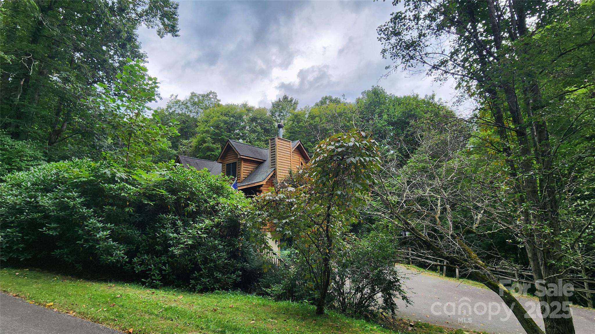 306 Henry Dingus Way