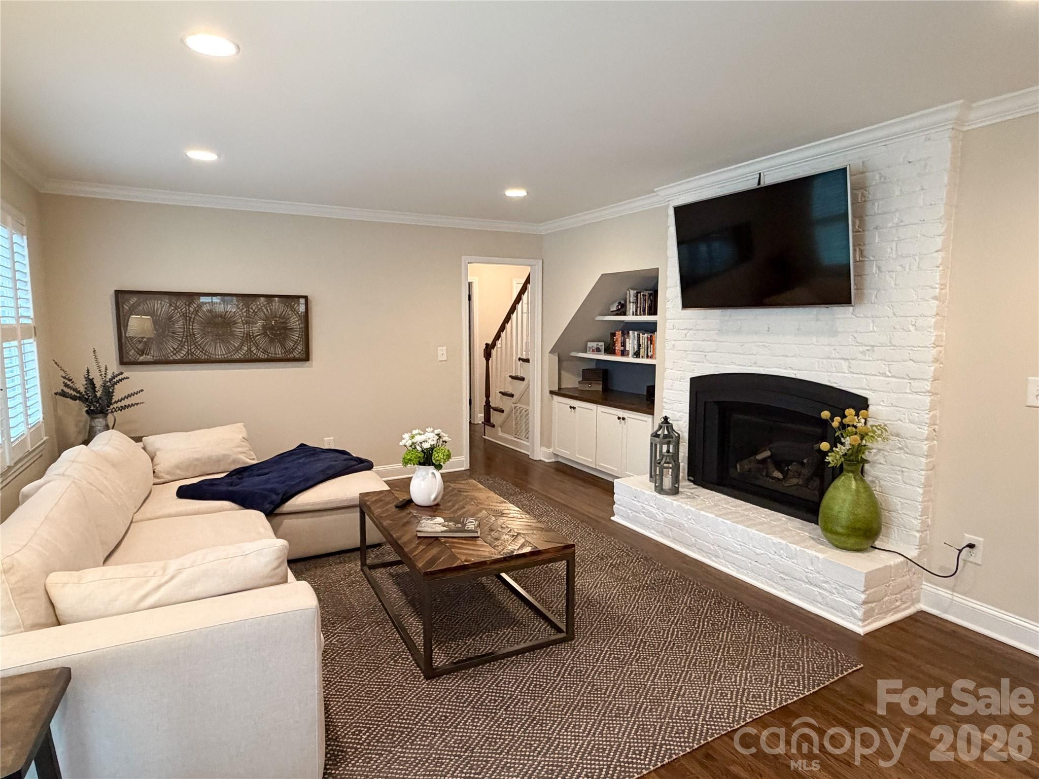 Beverly Woods East - Residential