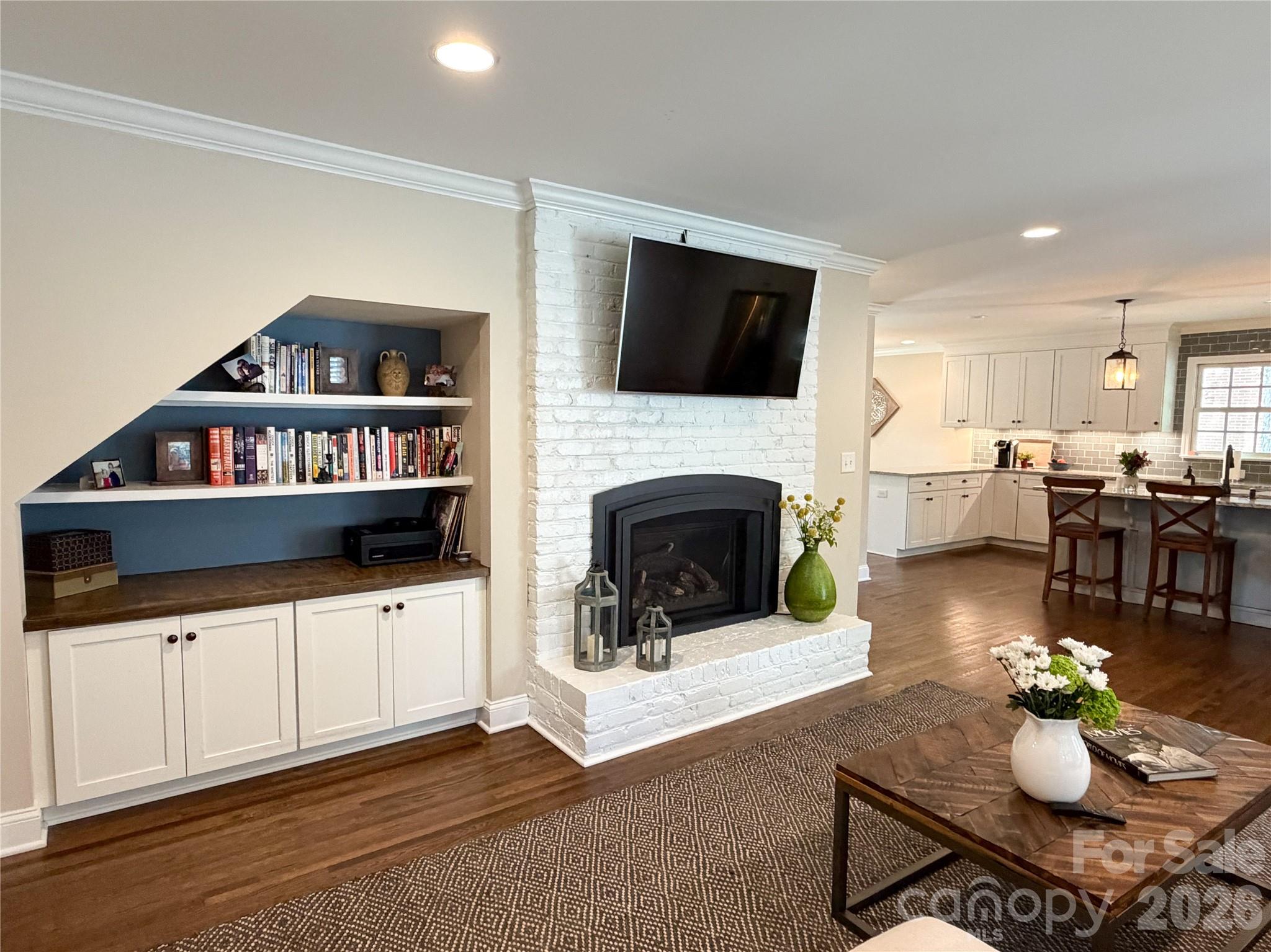 Beverly Woods East - Residential