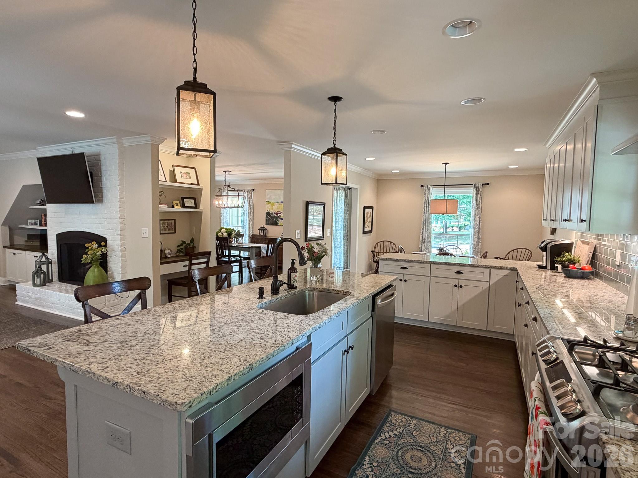 Beverly Woods East - Residential