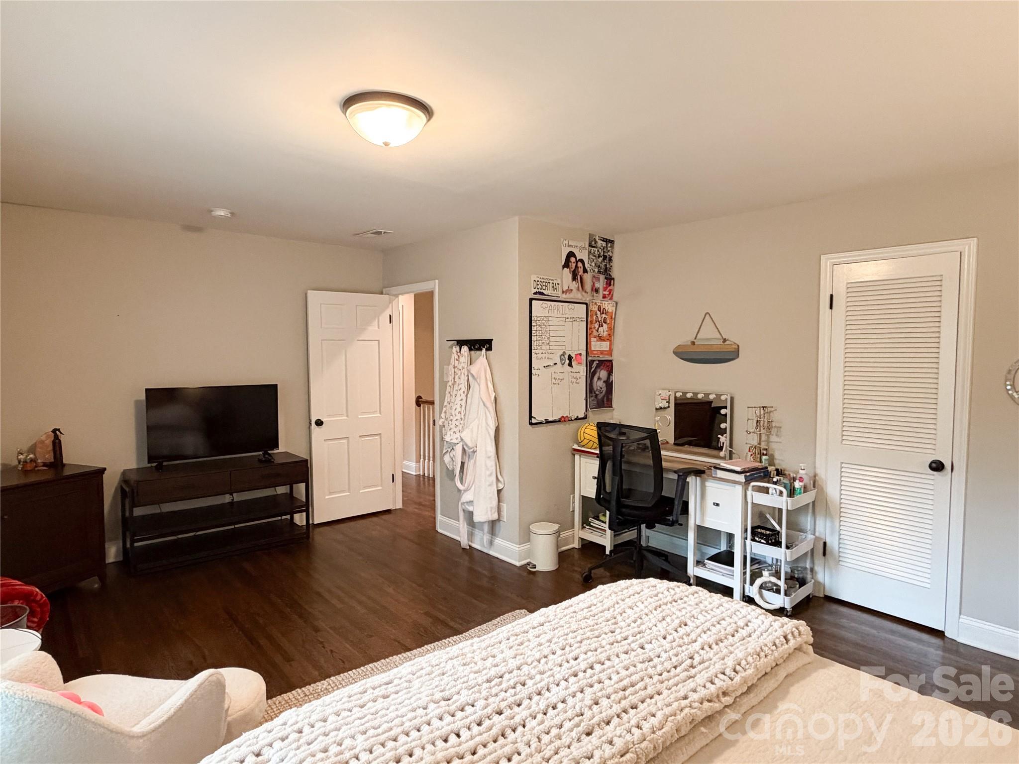 Beverly Woods East - Residential