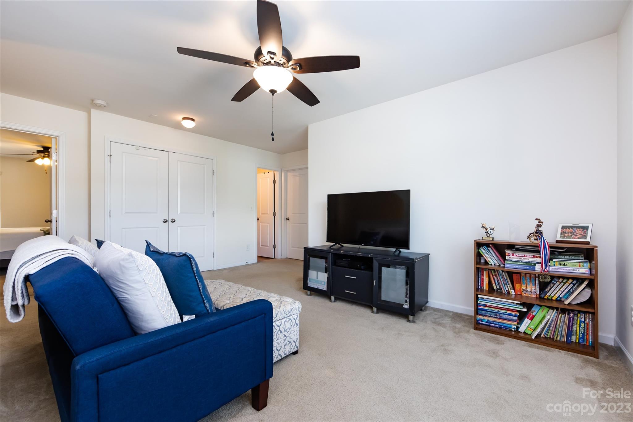 Hawk Ridge - Residential