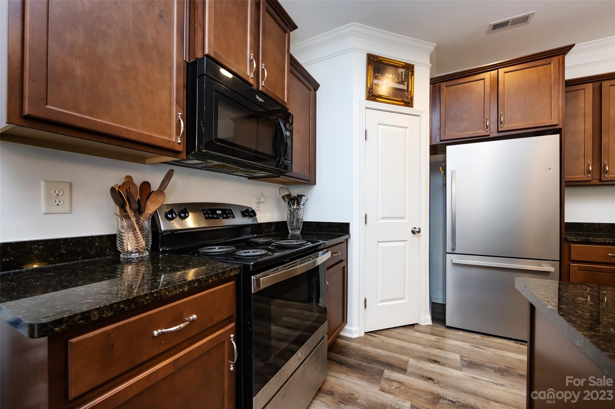 Hawk Ridge - Residential