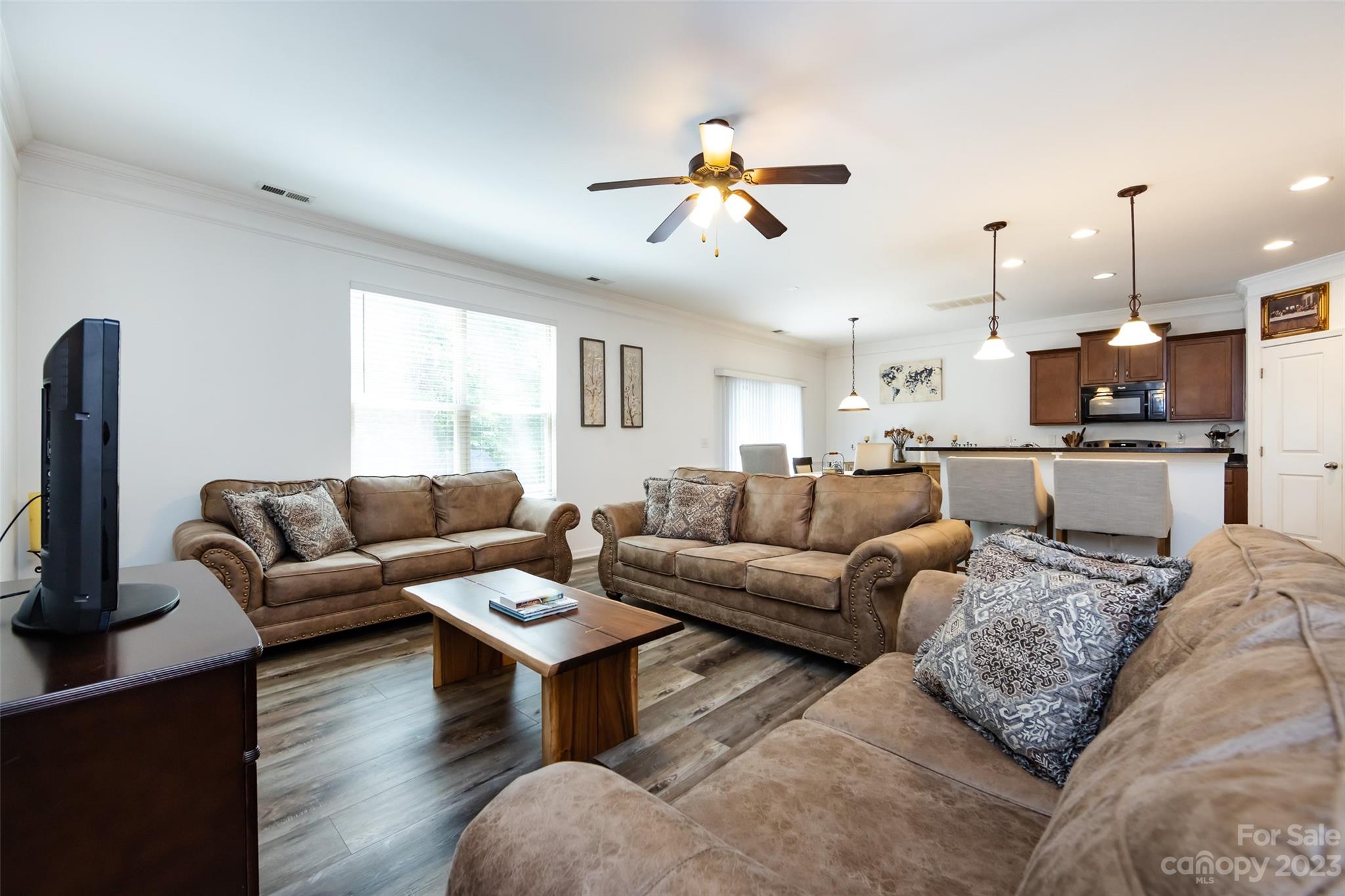 Hawk Ridge - Residential