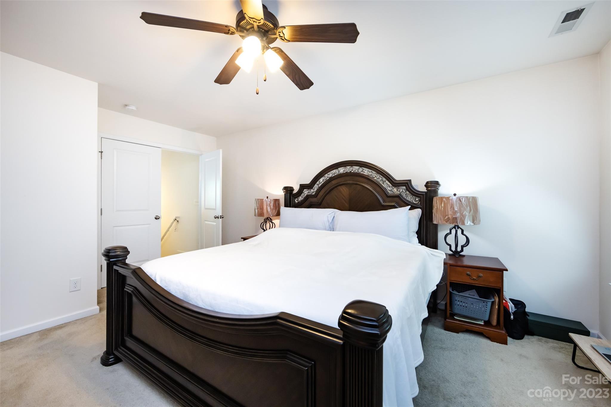 Hawk Ridge - Residential