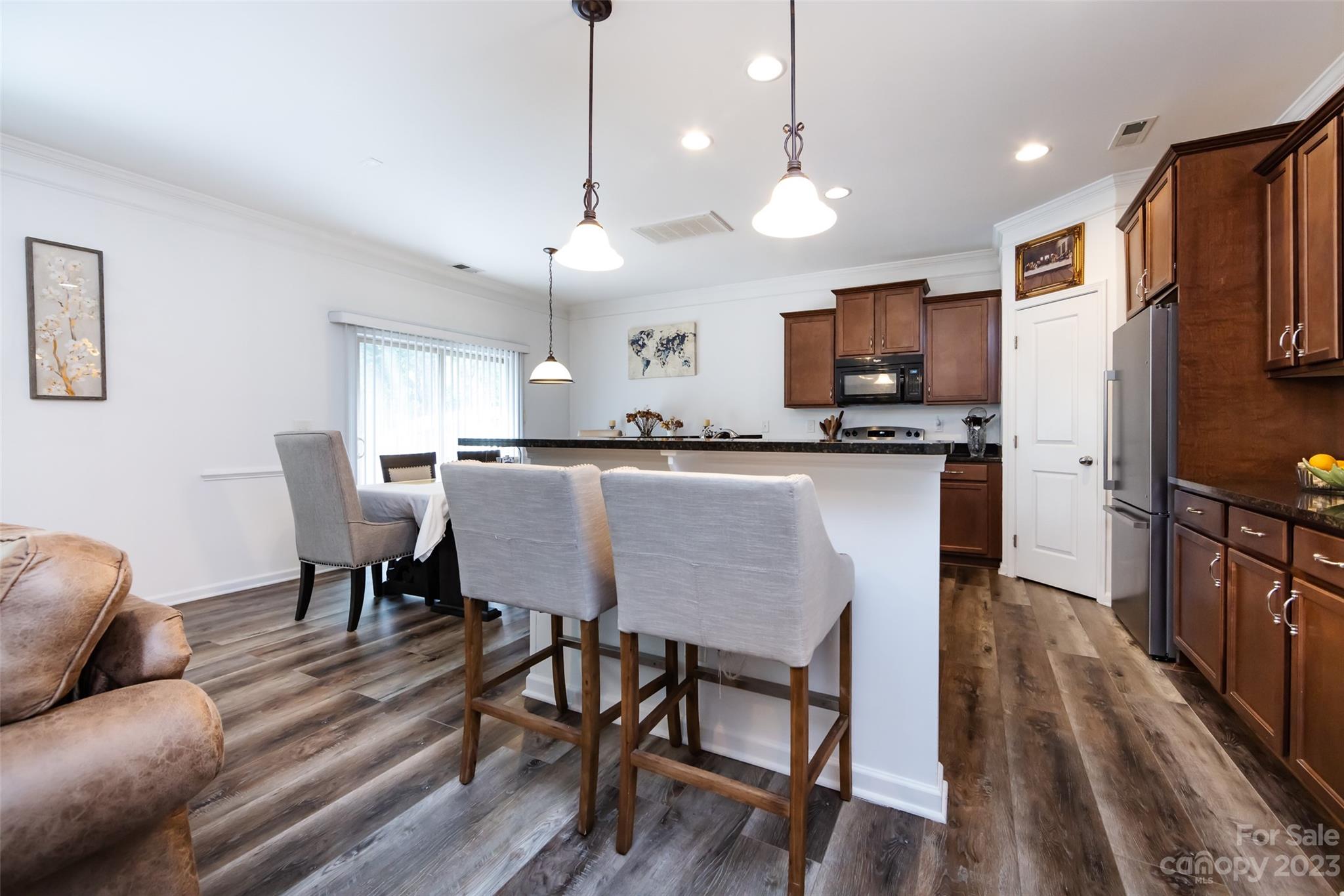 Hawk Ridge - Residential