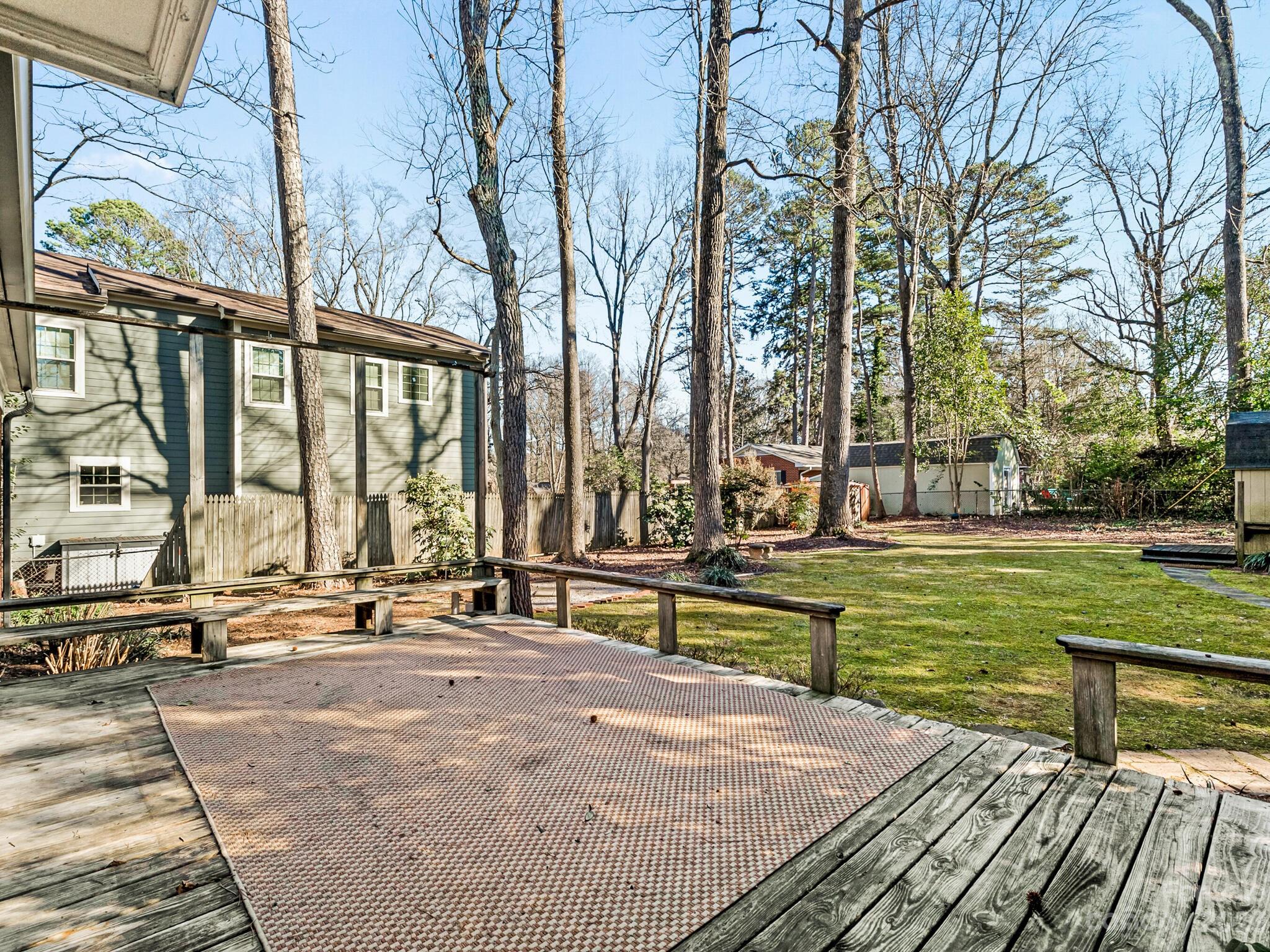 Merry Oaks - Residential