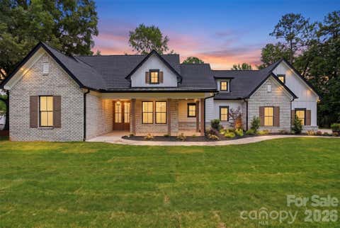 Photo of 540 Rocklyn Drive, Rock Hill, SC 29730 (MLS # 4395280)