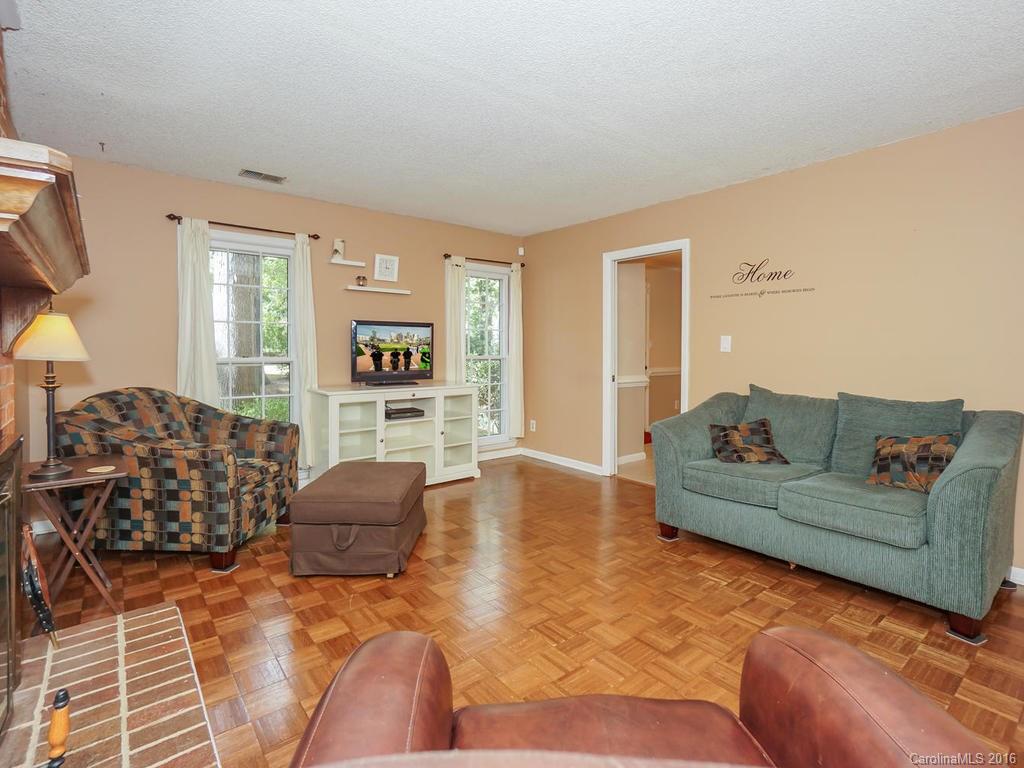 Sugar Springs - Residential