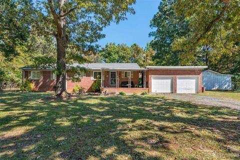 11434 Tema Circle Charlotte NC 28214