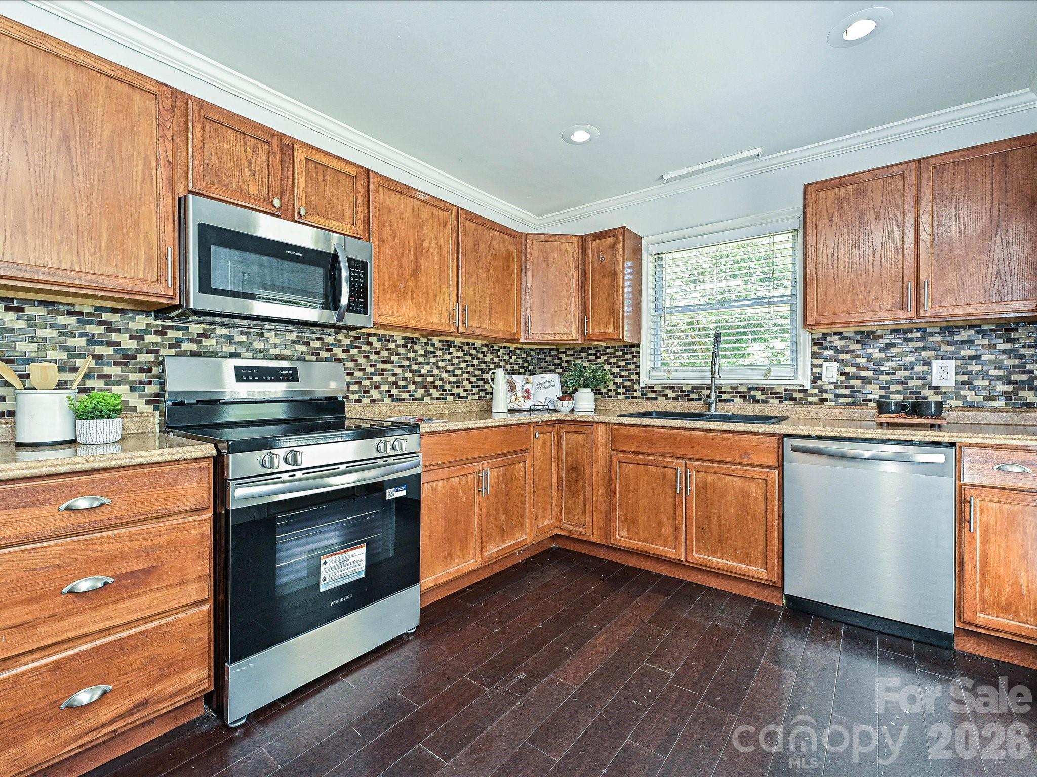 Eastway Park - Residential