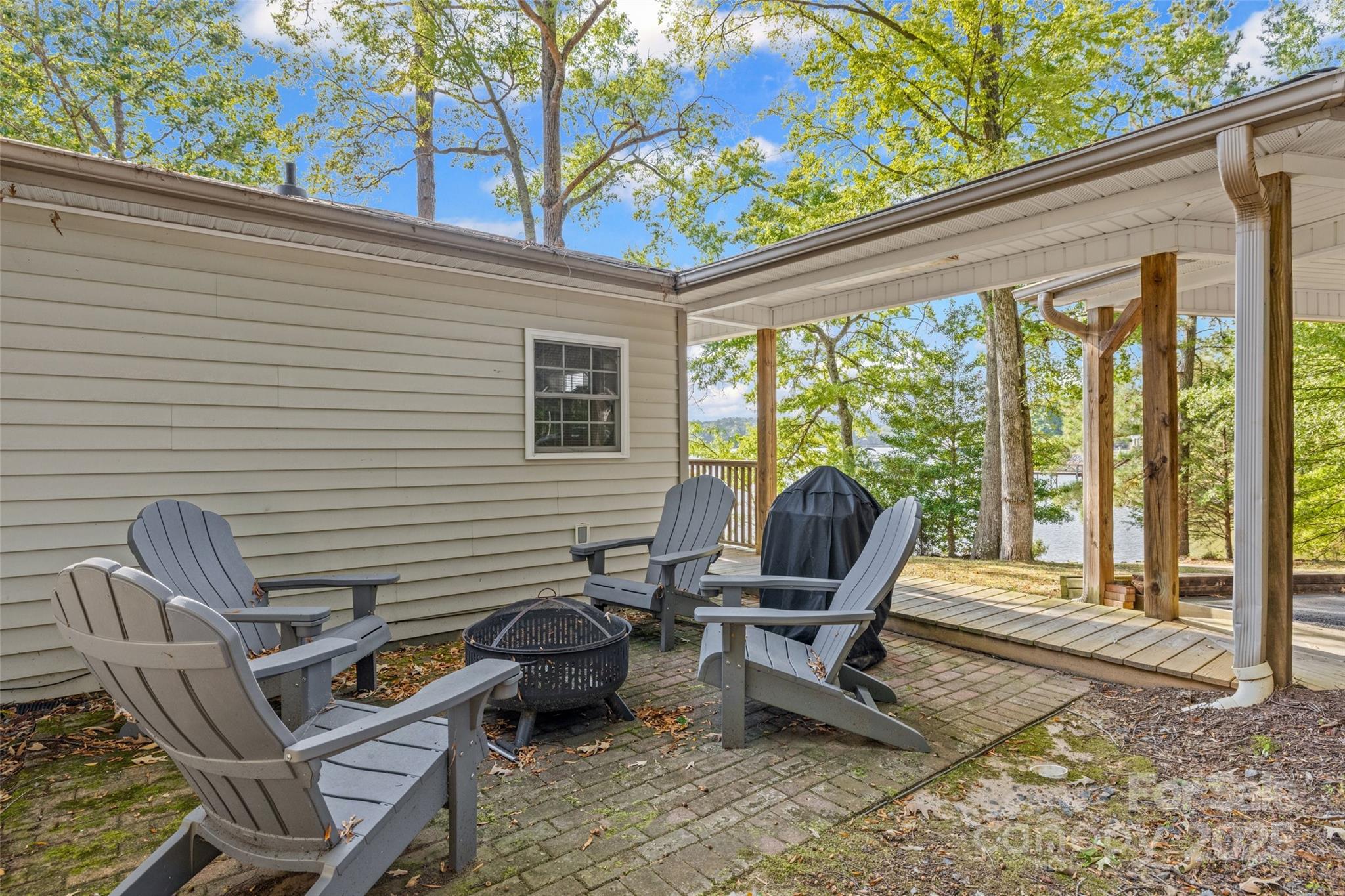 201 Price Place Lane