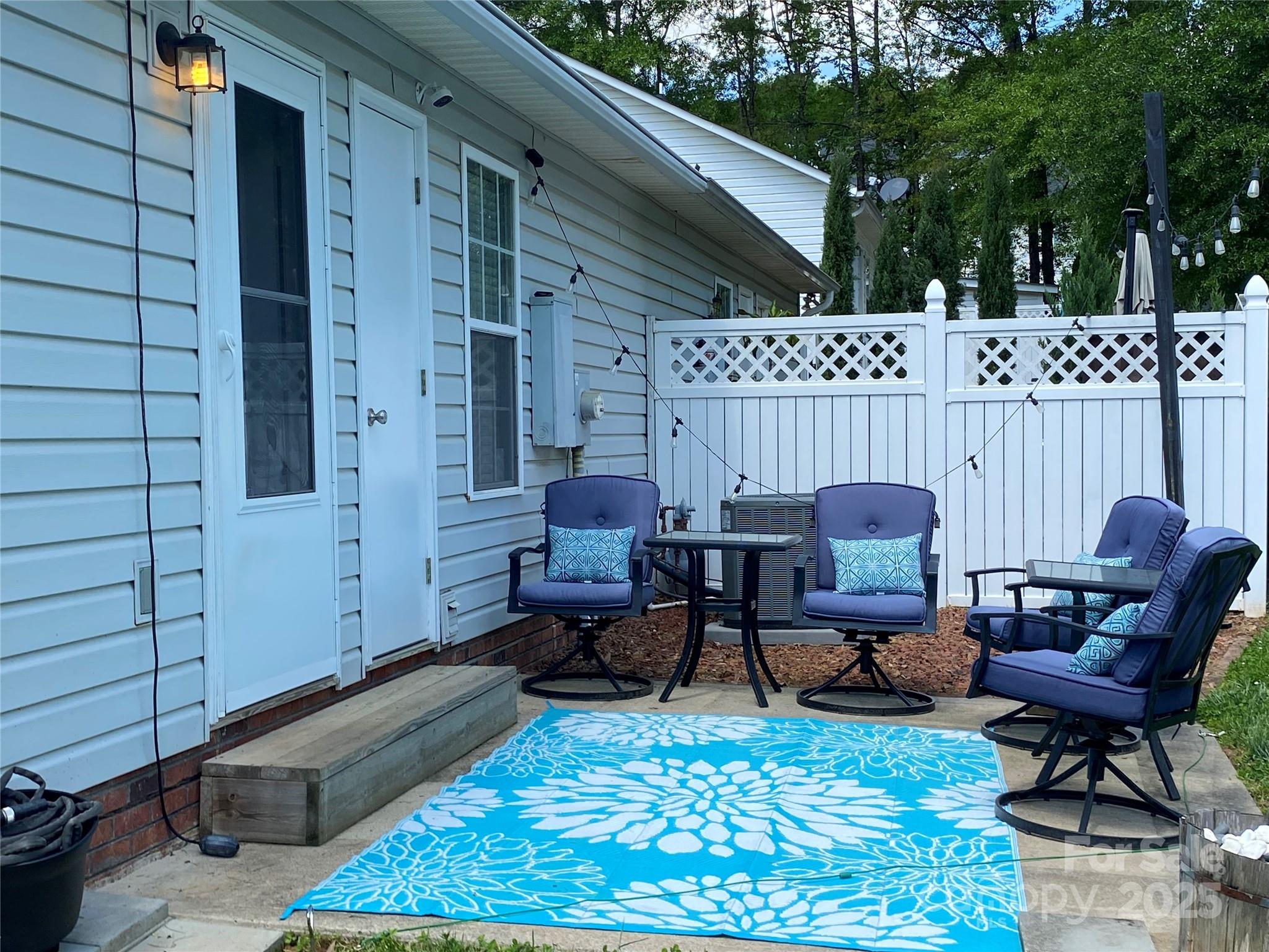 Huntington Place Iii - Residential