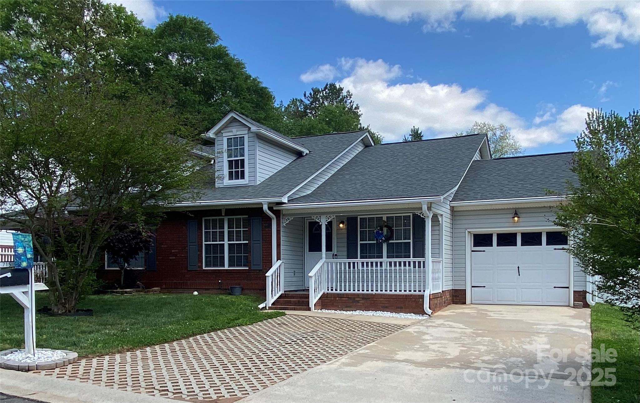 Huntington Place Iii - Residential