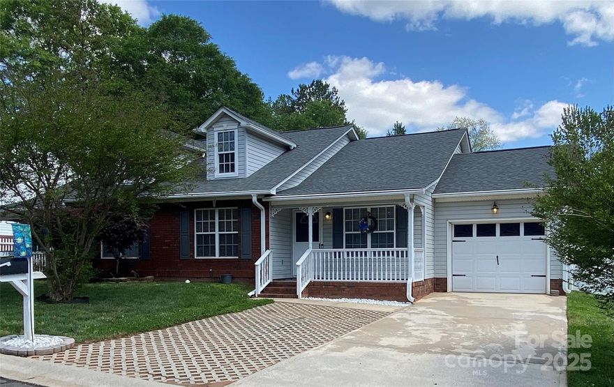 Welcome to 715 Cody Ct. This charming Cape Cod twin property is located in Fort Mill's highly sought-after school district, including the award winning Catawba Ridge High School. This well-appointed home features 2 bedrooms and 2 full bathrooms, offering comfortable and private living spaces. With no HOA and located on a quiet cul-de-sac, you can enjoy outdoor privacy in the fully fenced backyard, perfect for relaxation and entertaining. Ideally situated, this property provides easy access to Charlotte's metropolitan & urban amenities while maintaining the tranquility of suburban life and hometown feel of Fort Mill. Don't miss the opportunity to own in one of the most desirable communities in the South Carolina upstate.