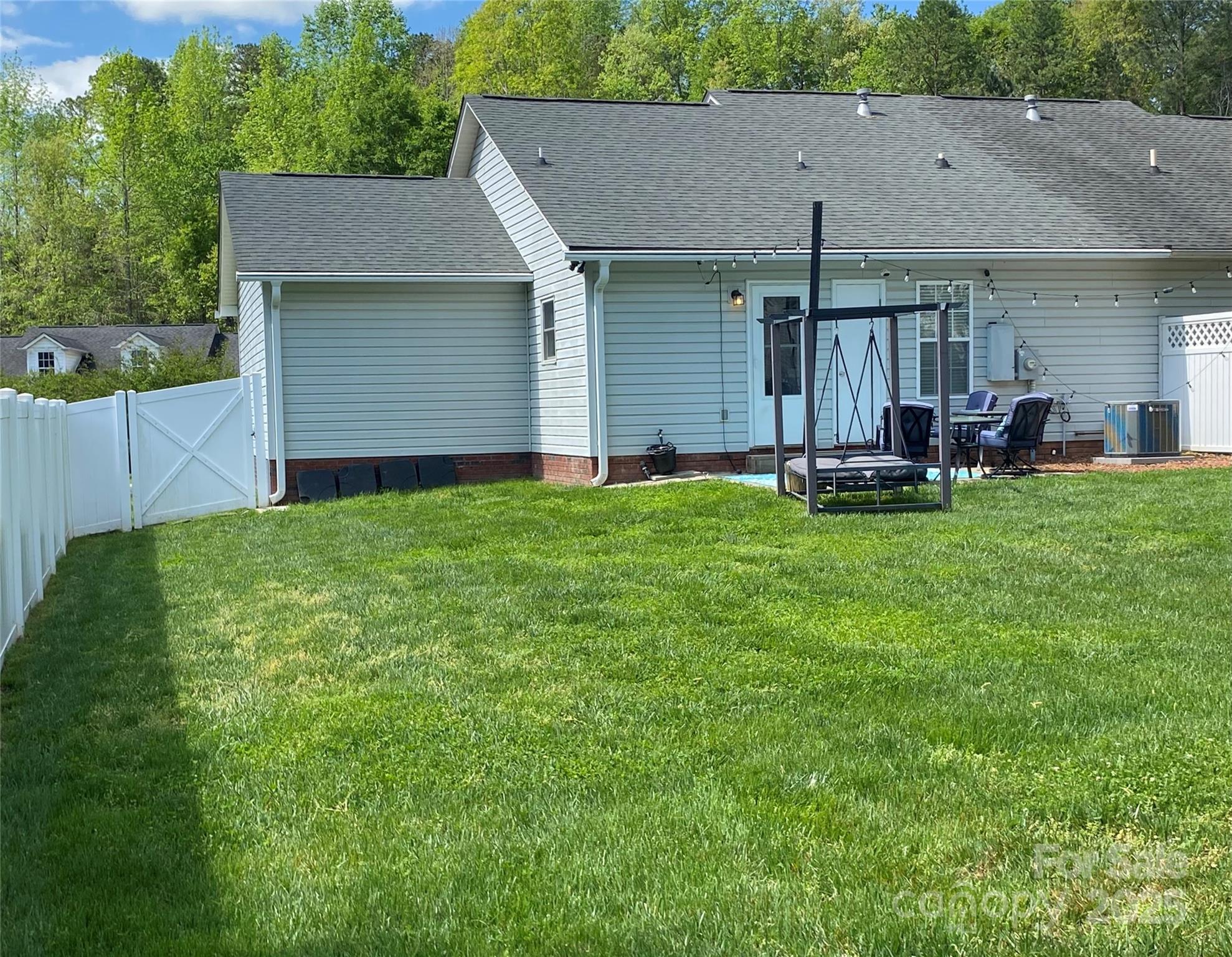 Huntington Place Iii - Residential