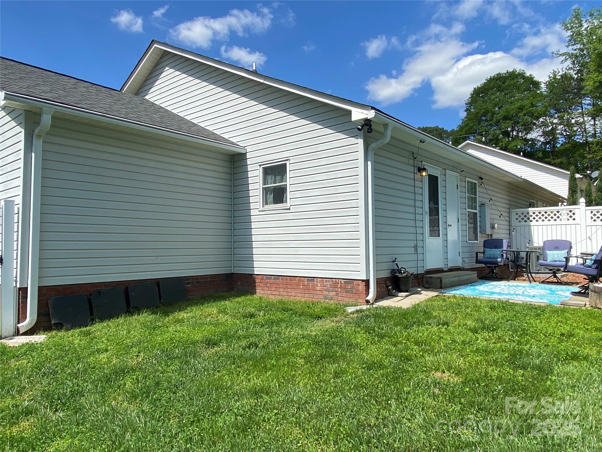 Huntington Place Iii - Residential