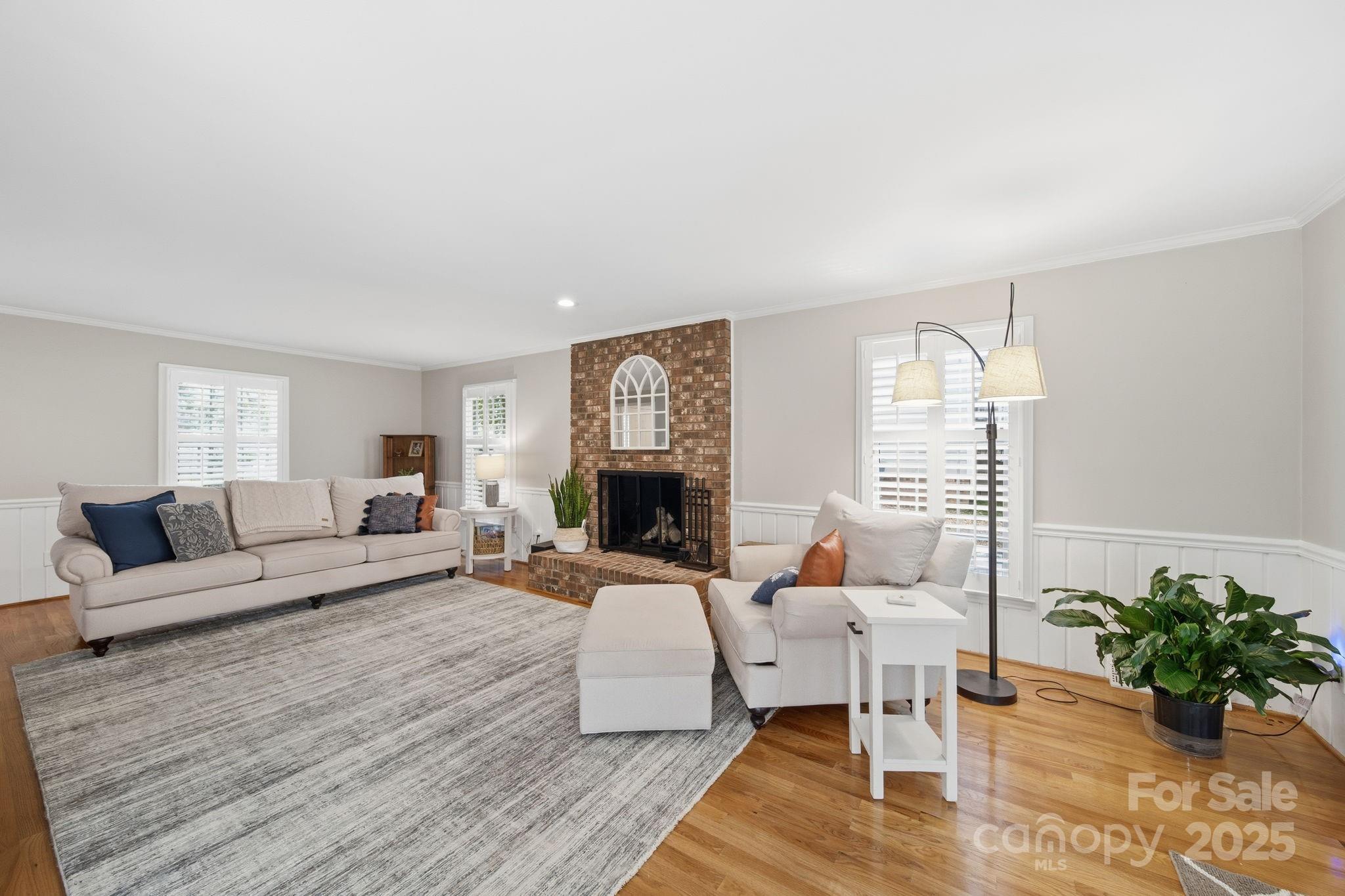 4506 Meadowridge Drive