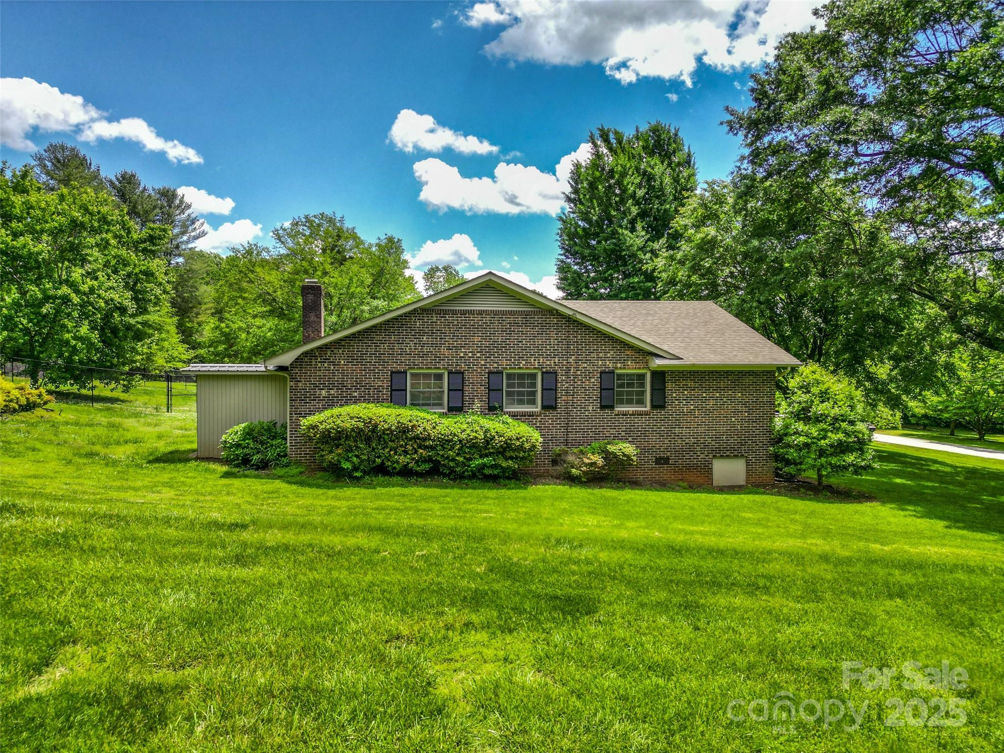 168 Honeysuckle Drive
