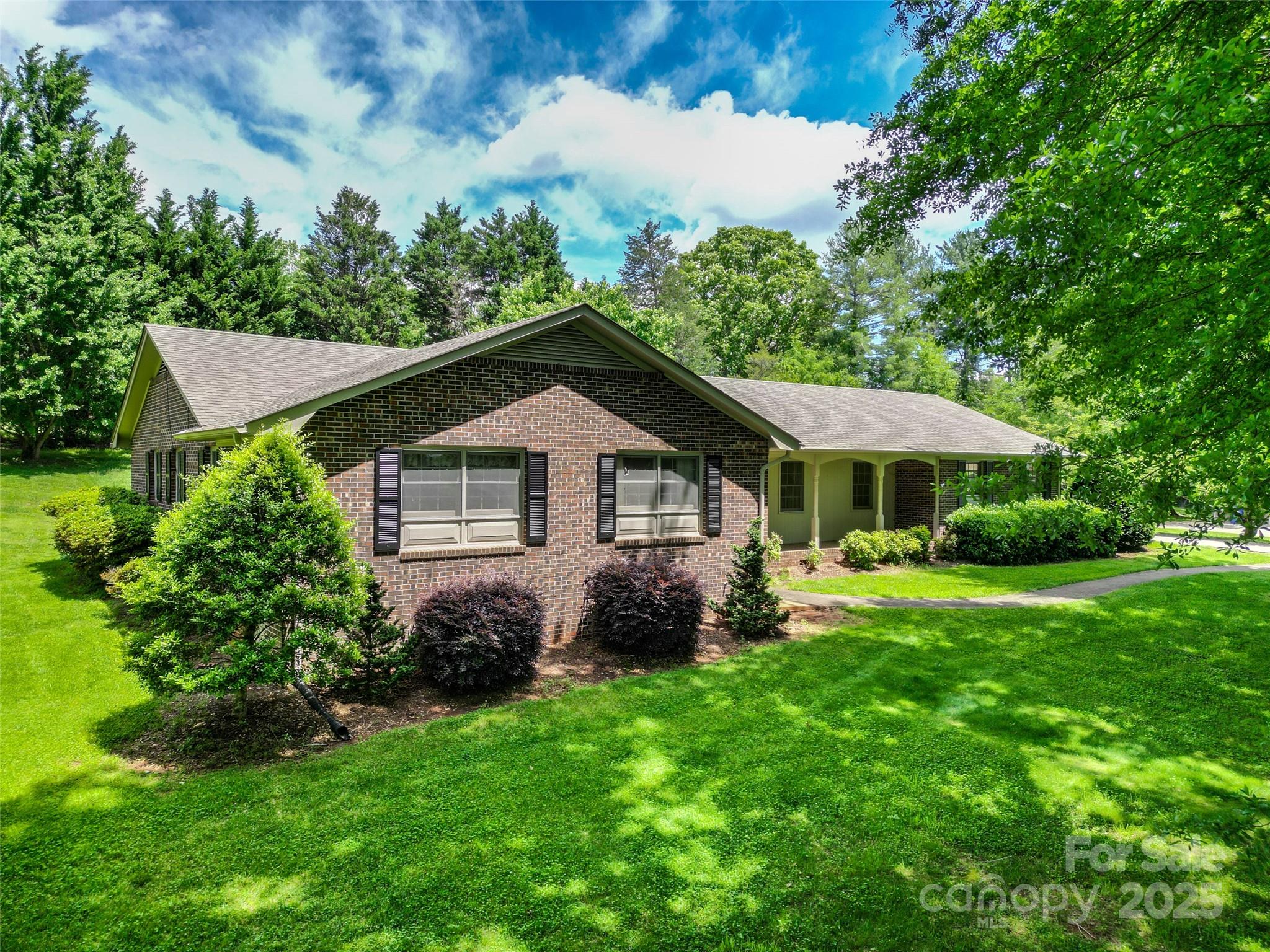 168 Honeysuckle Drive