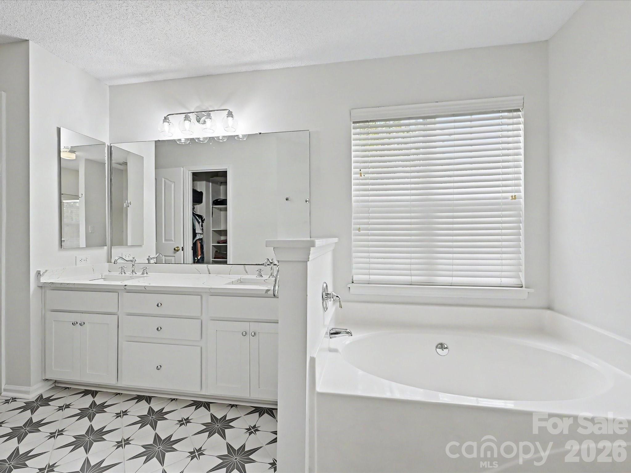 Olde Colony - Residential