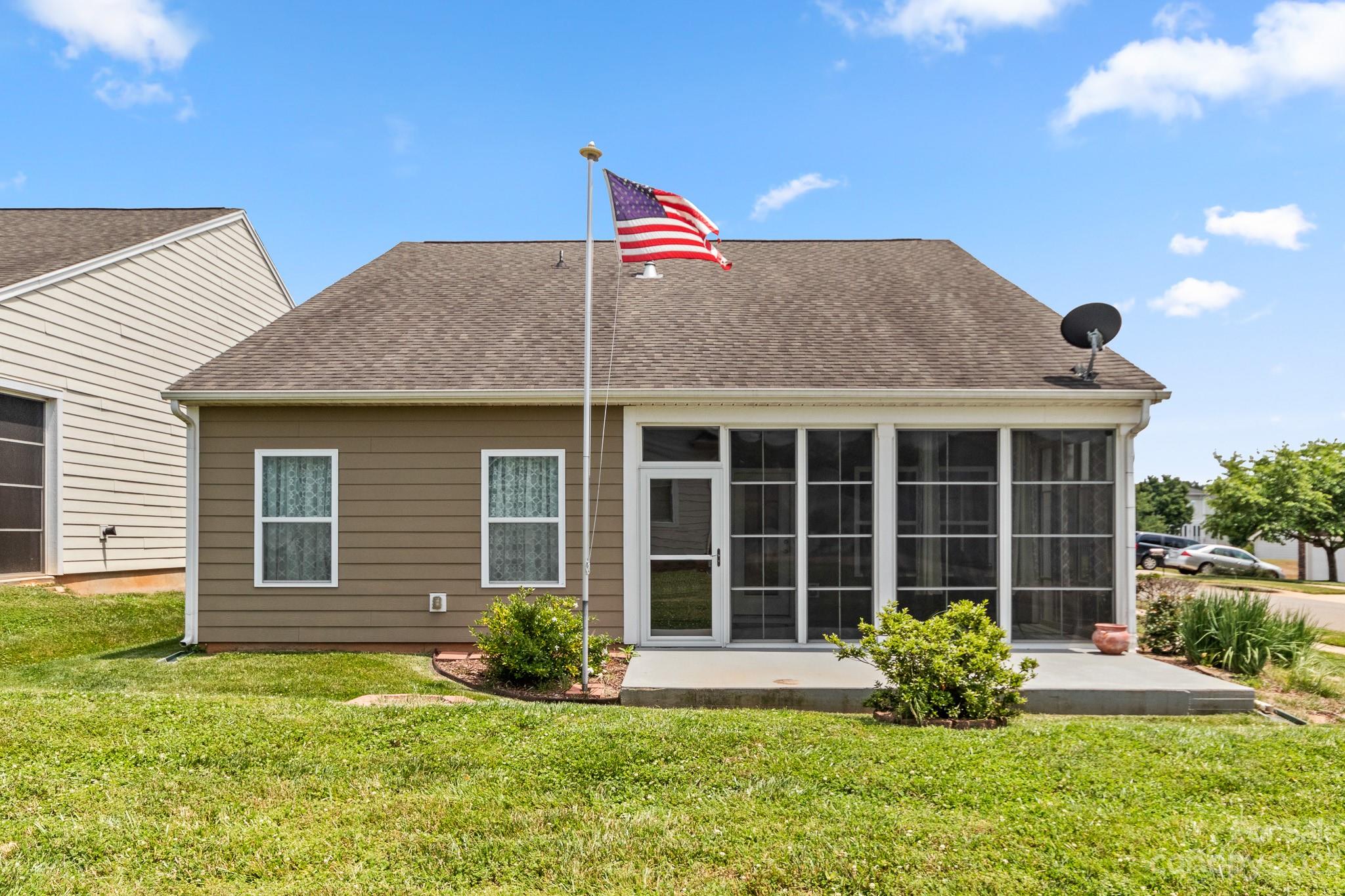 Edgewater - Residential