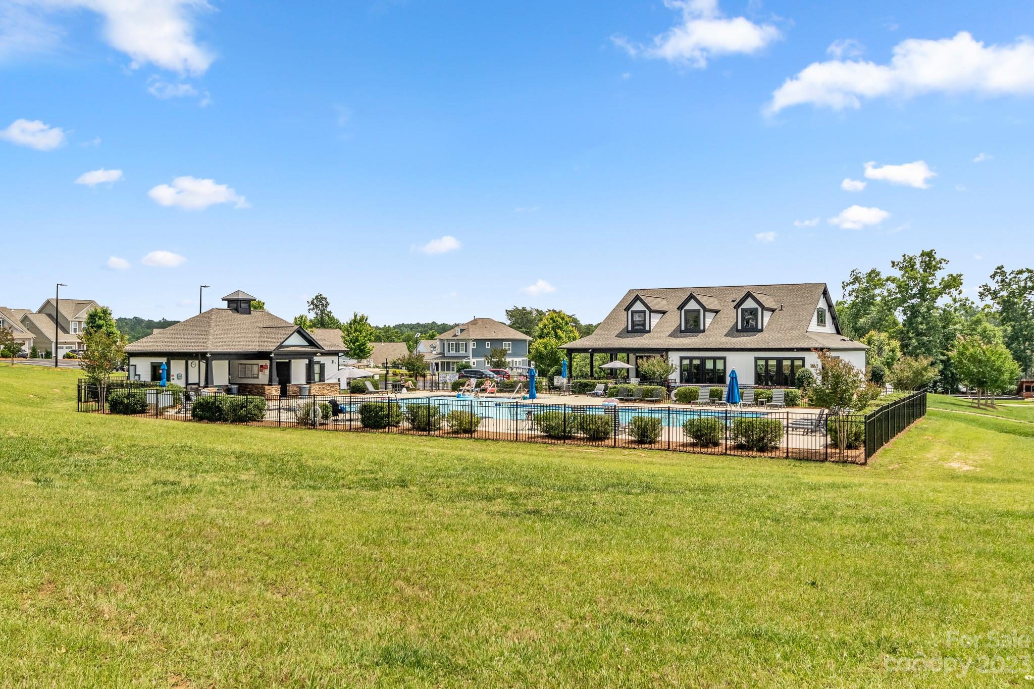 Edgewater - Residential