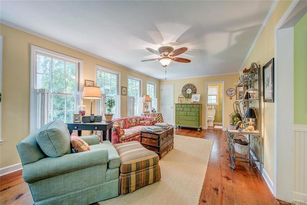 Forest Hills - Residential