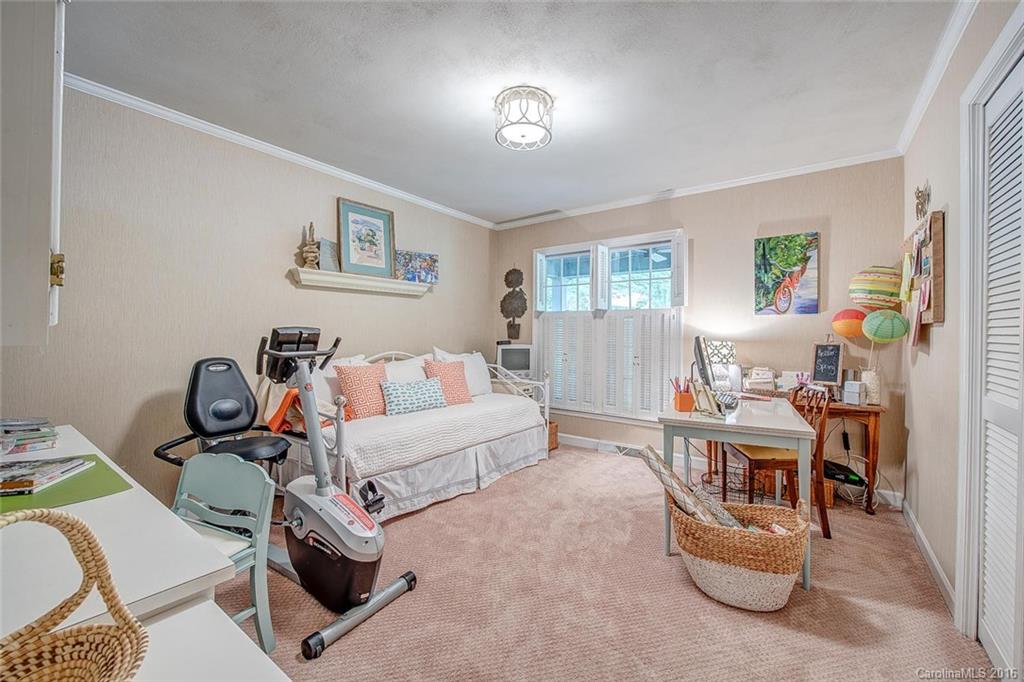 Forest Hills - Residential