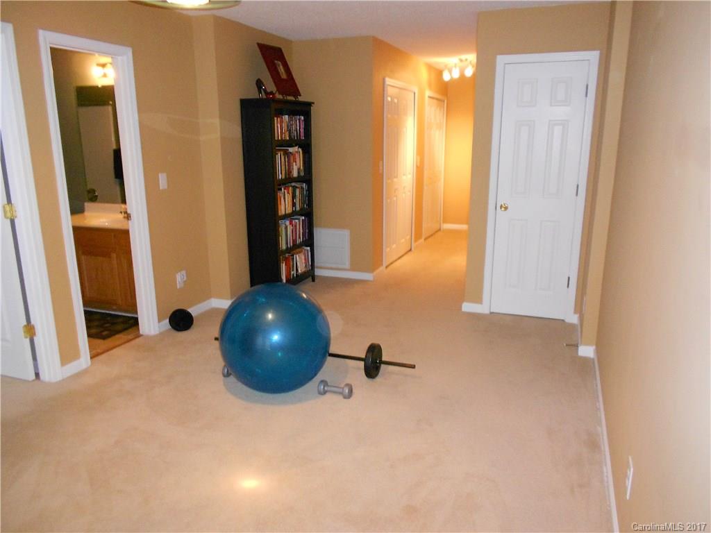 Old Stone Crossing - Residential