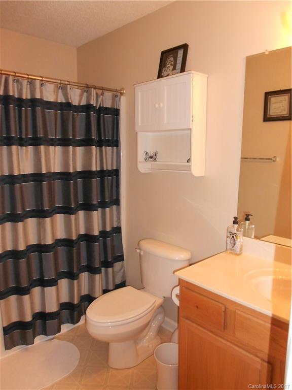 Old Stone Crossing - Residential