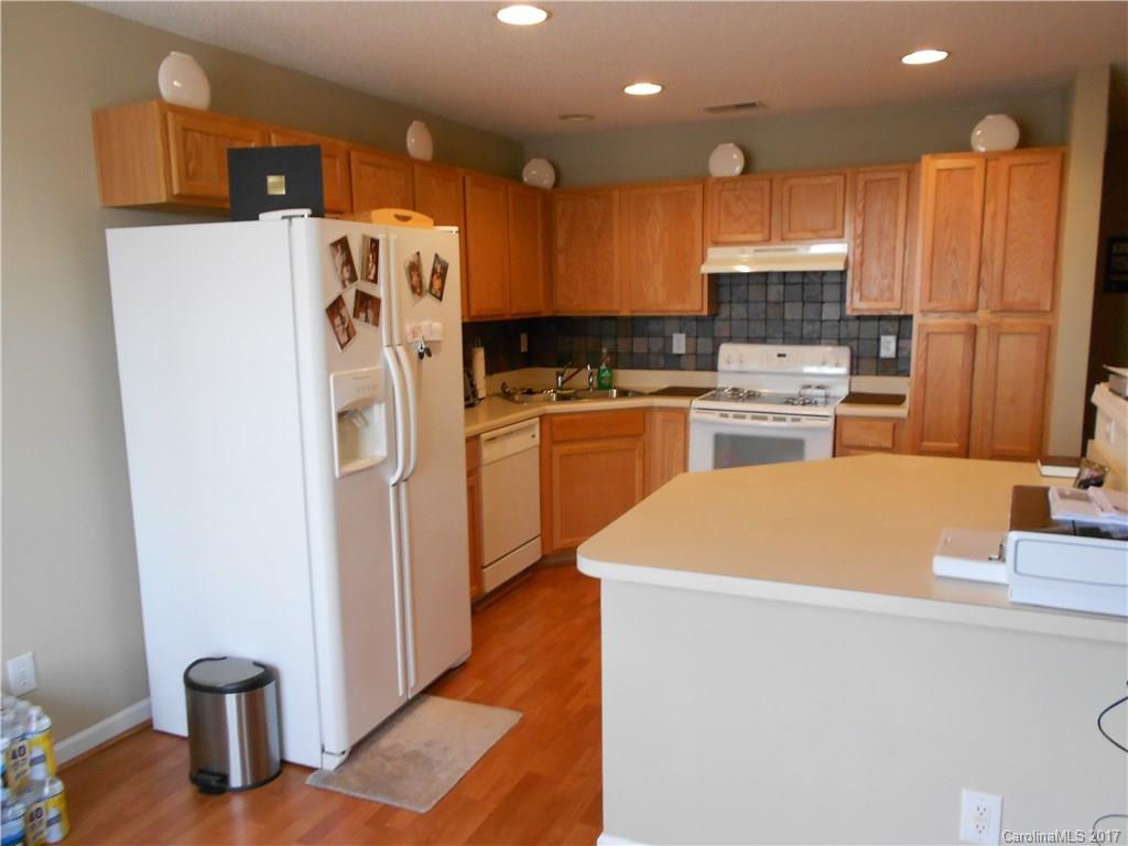 Old Stone Crossing - Residential